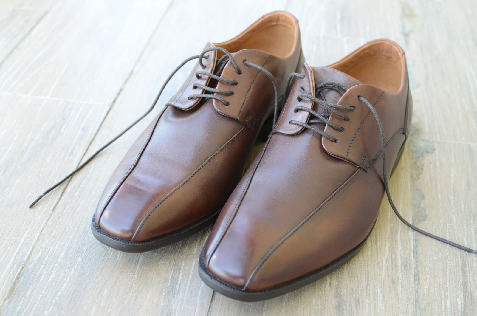 Nikon D5100 sample photo. Shoes, business, socks photography