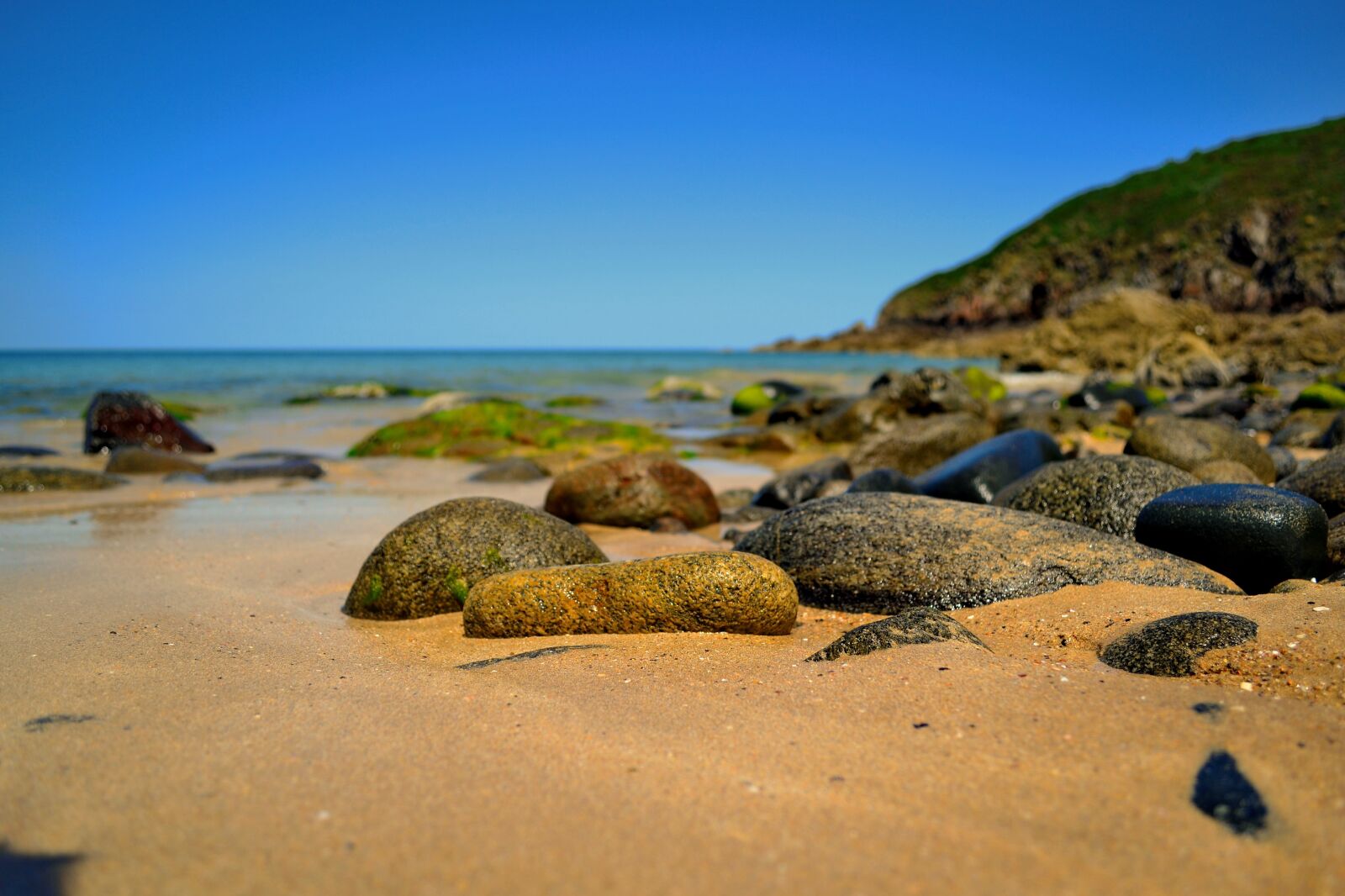 Nikon D3100 sample photo. Beautiful beach, sand, vacations photography