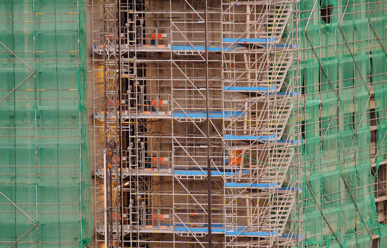 Nikon D3200 sample photo. Skyscraper, site, construction photography