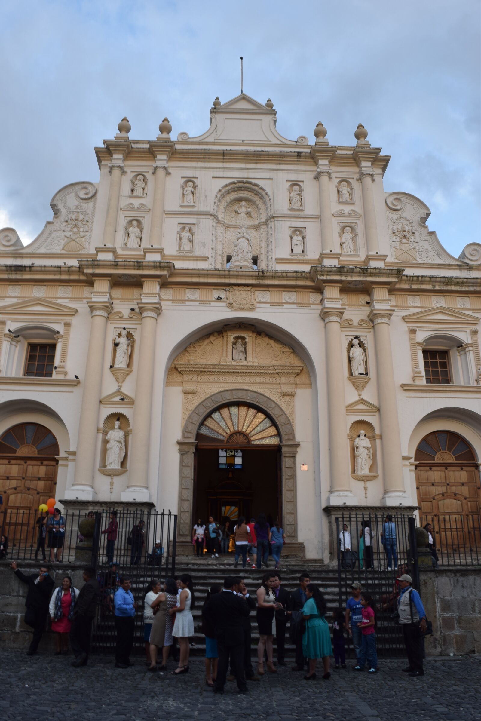 Nikon D3300 sample photo. Antigua, cathedral, central, square photography