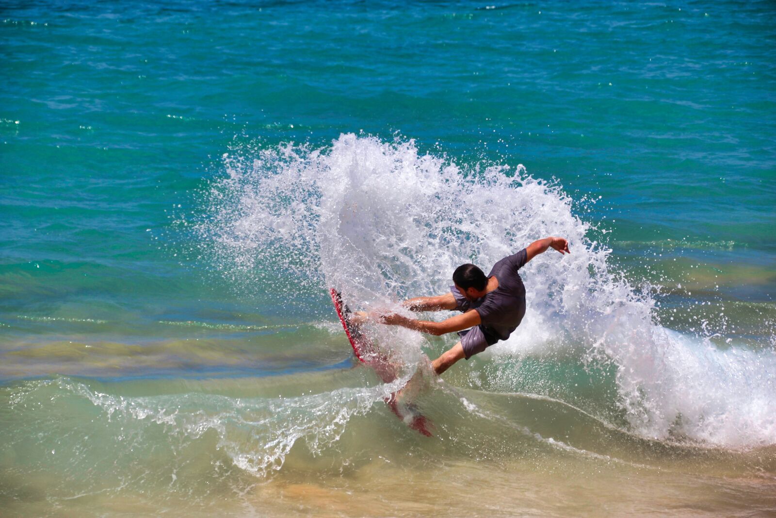 Canon EOS 1200D (EOS Rebel T5 / EOS Kiss X70 / EOS Hi) sample photo. Surfer, surf, waters photography