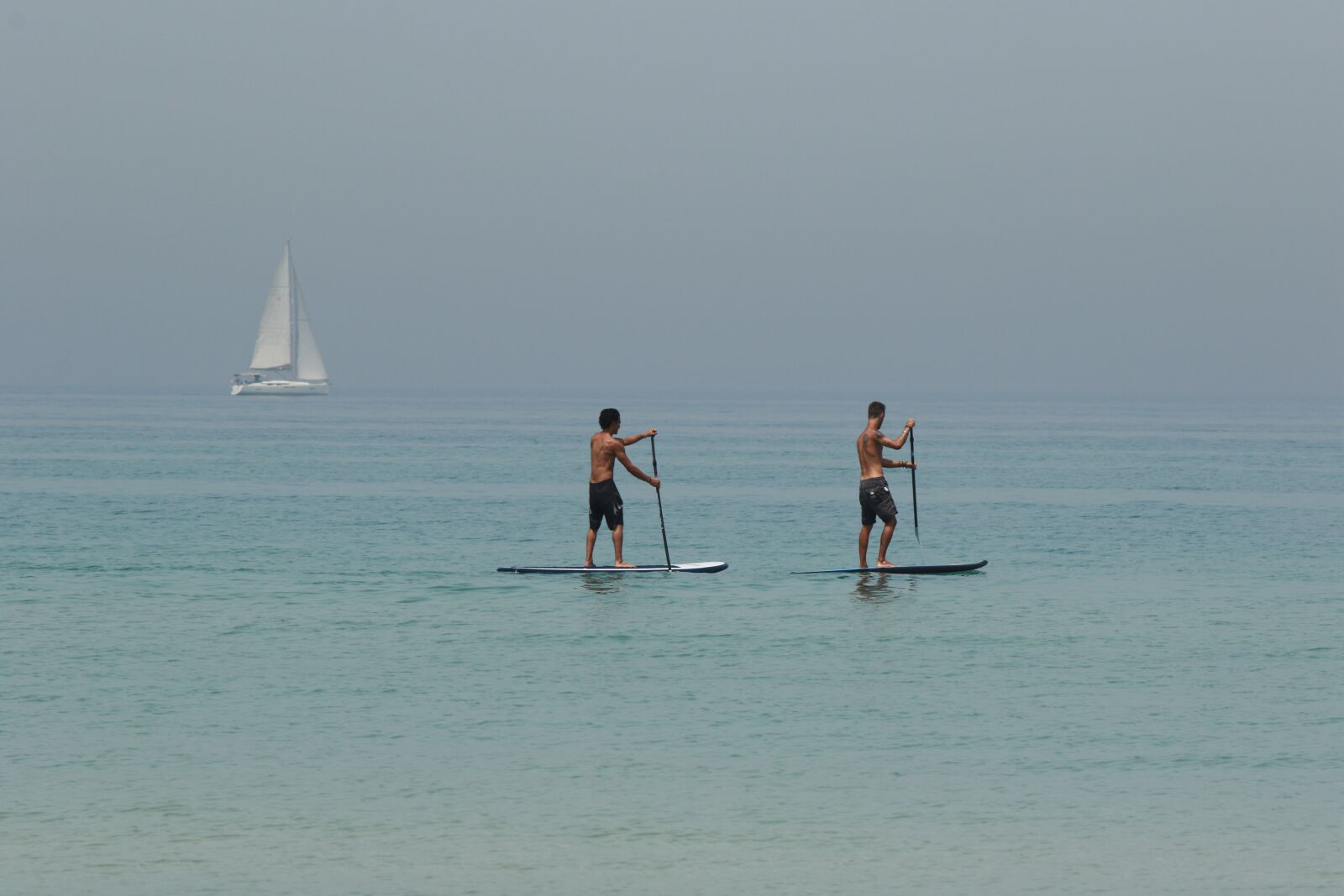 Canon EOS 7D Mark II sample photo. Men, sea, boat photography