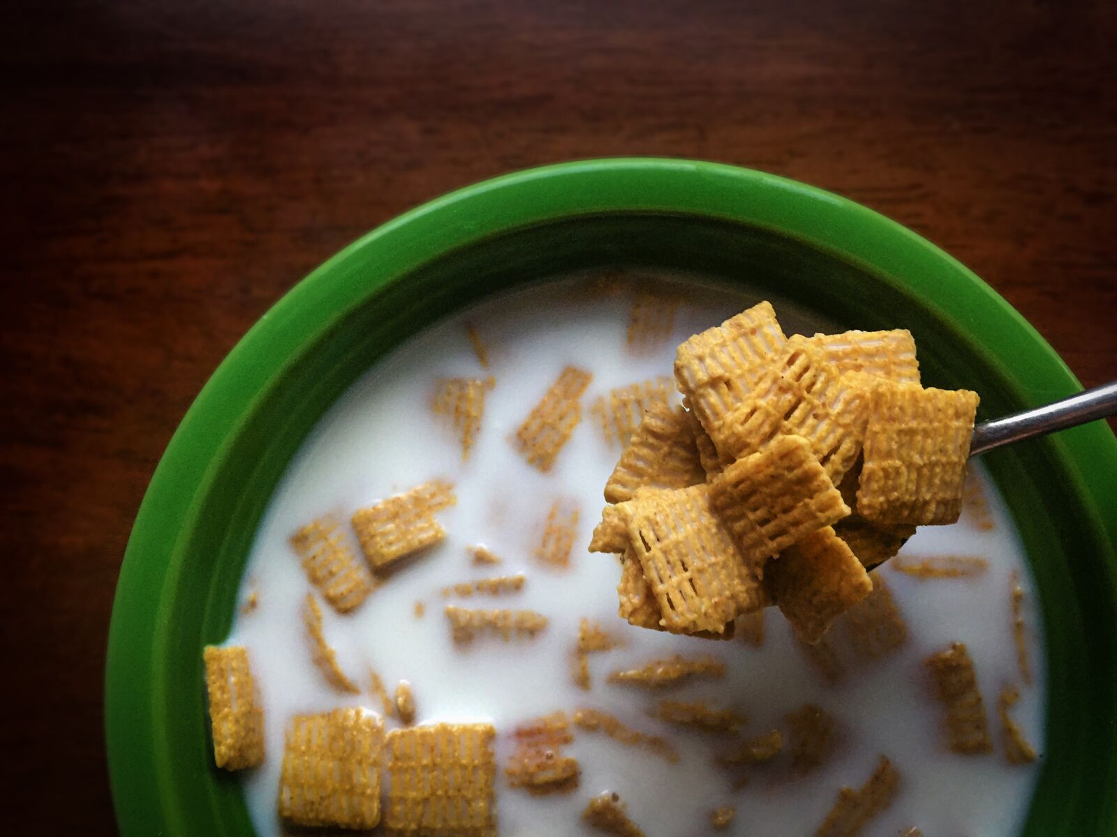 iPhone 6 Plus back camera 4.15mm f/2.2 sample photo. Bowl, breakfast, cereal photography