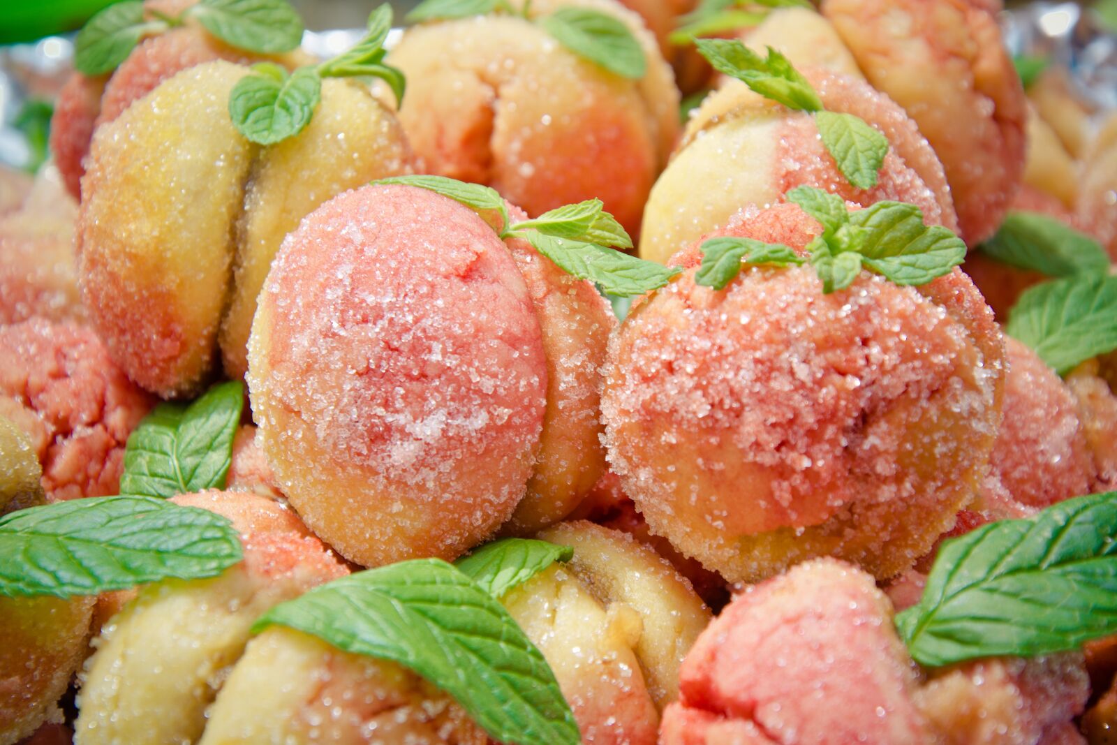 Nikon D7100 sample photo. Marzipan peach, marzipan figurines photography