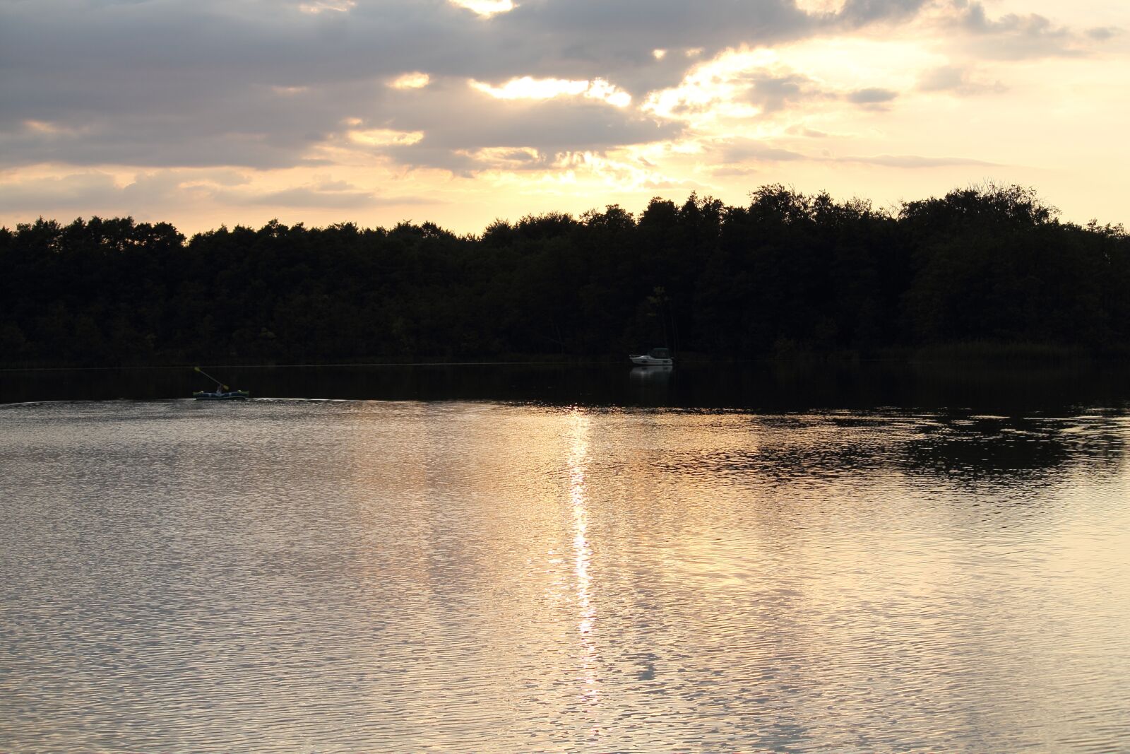 Canon EF-S 55-250mm F4-5.6 IS II sample photo. Abendstimmung, havel, water photography