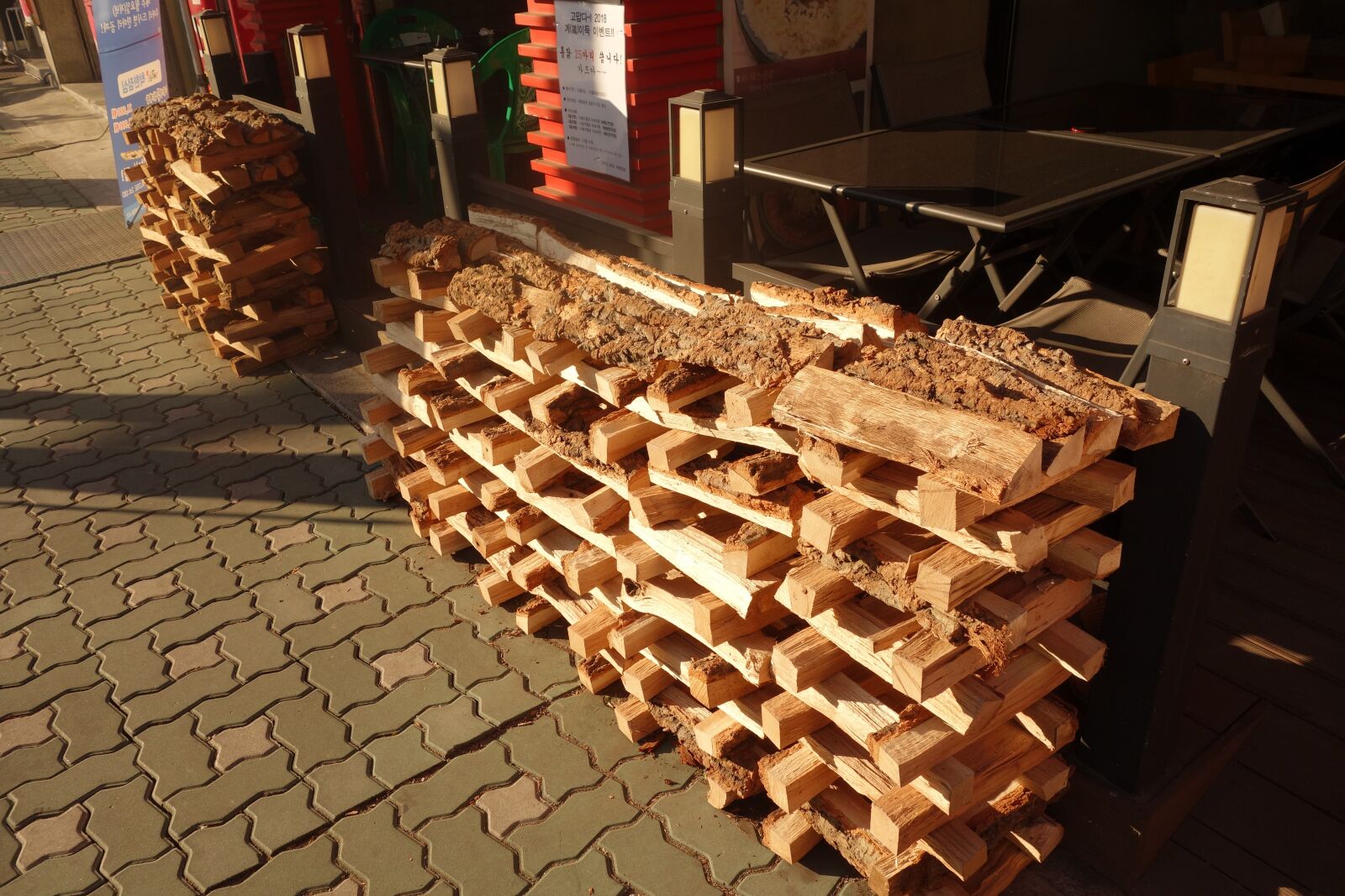 Sony Cyber-shot DSC-RX100 sample photo. Wooden fire, street, cook photography