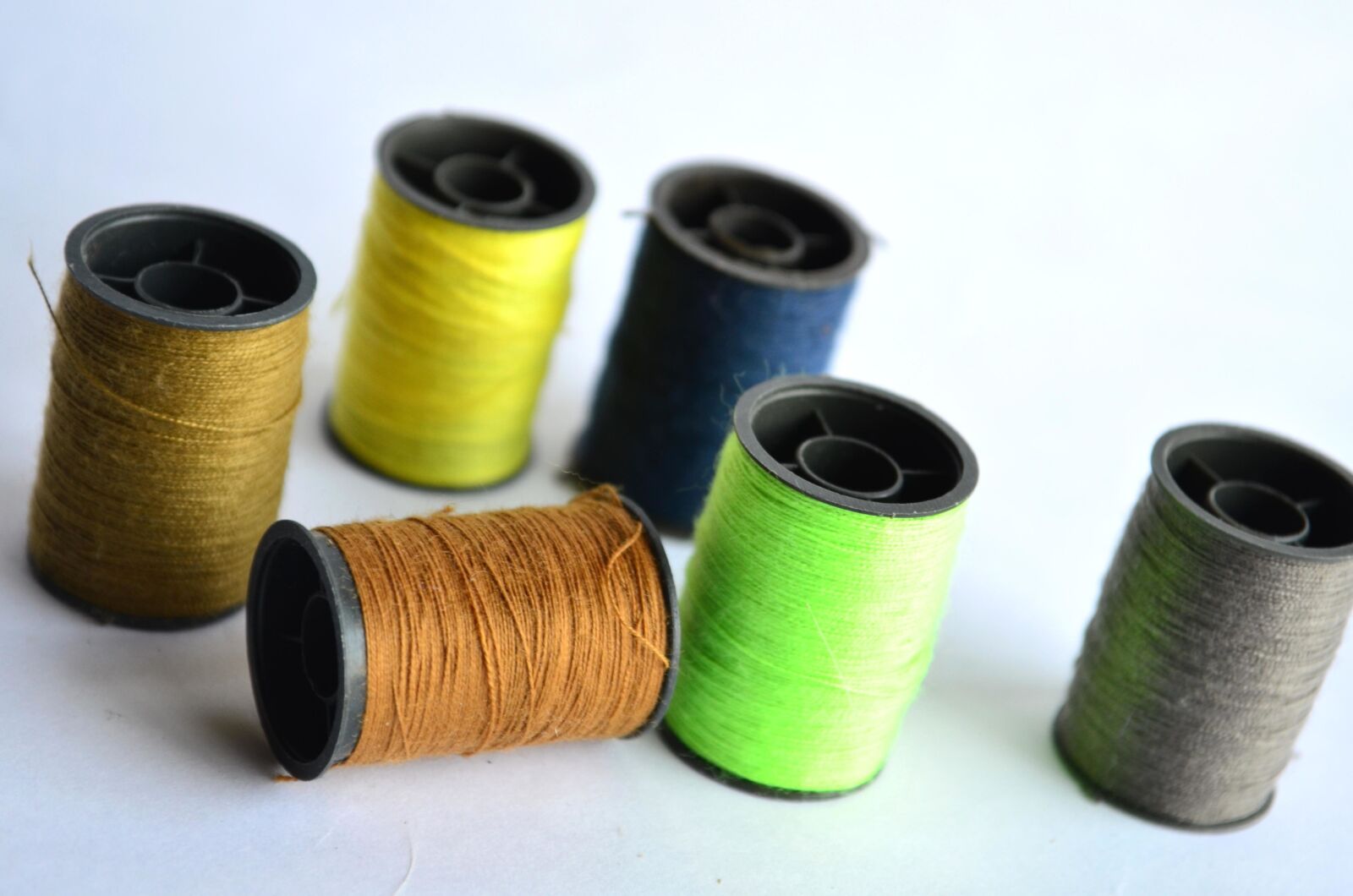 Nikon D5100 sample photo. Green, color, thread, sewing photography