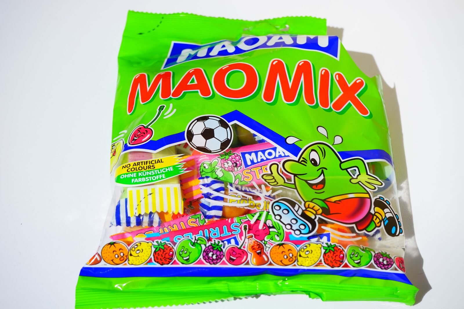 Sony a7 + Sony FE 28-70mm F3.5-5.6 OSS sample photo. Bag, candy bag, maoam photography