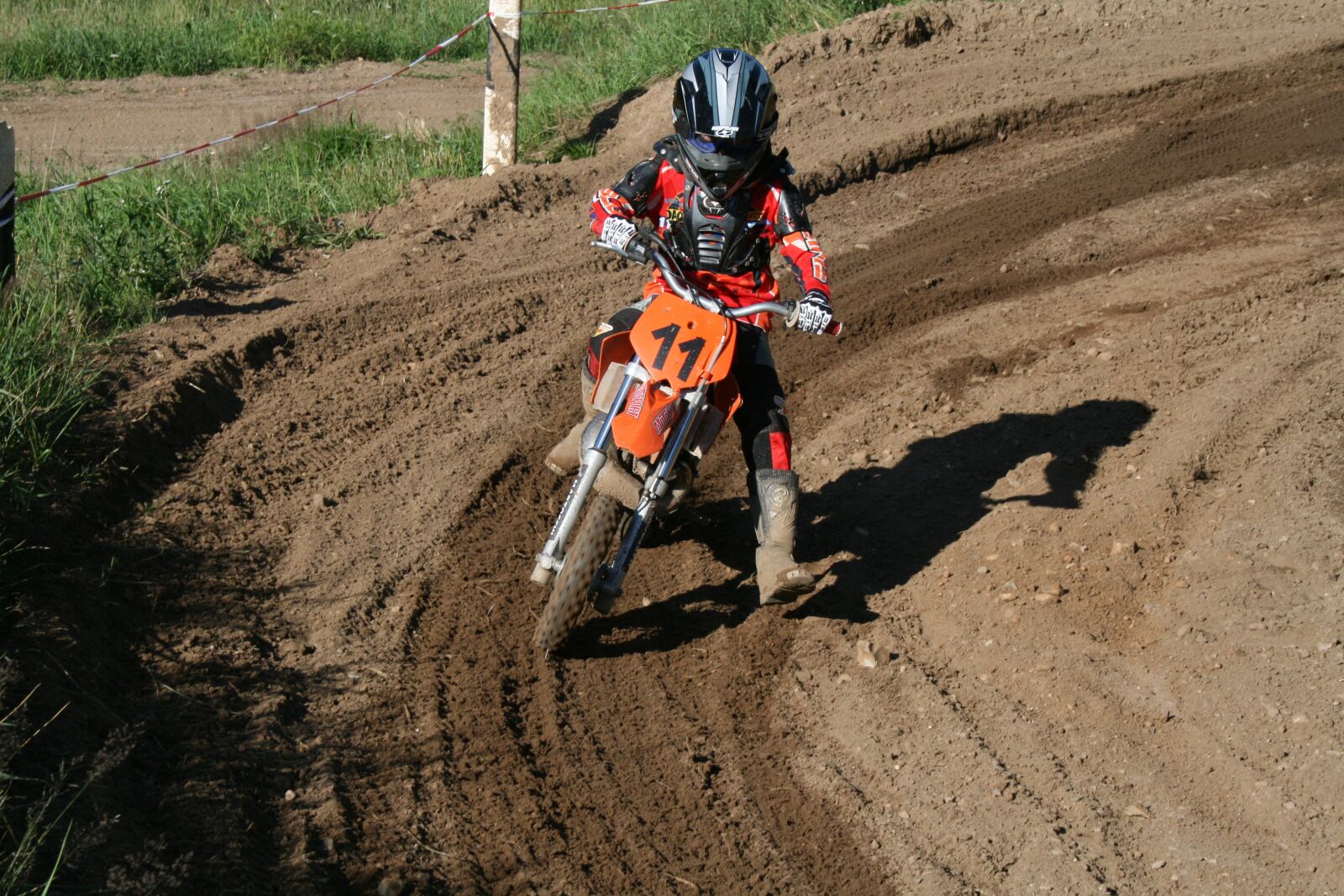 Canon EOS 400D (EOS Digital Rebel XTi / EOS Kiss Digital X) sample photo. Motocross, race, cross photography