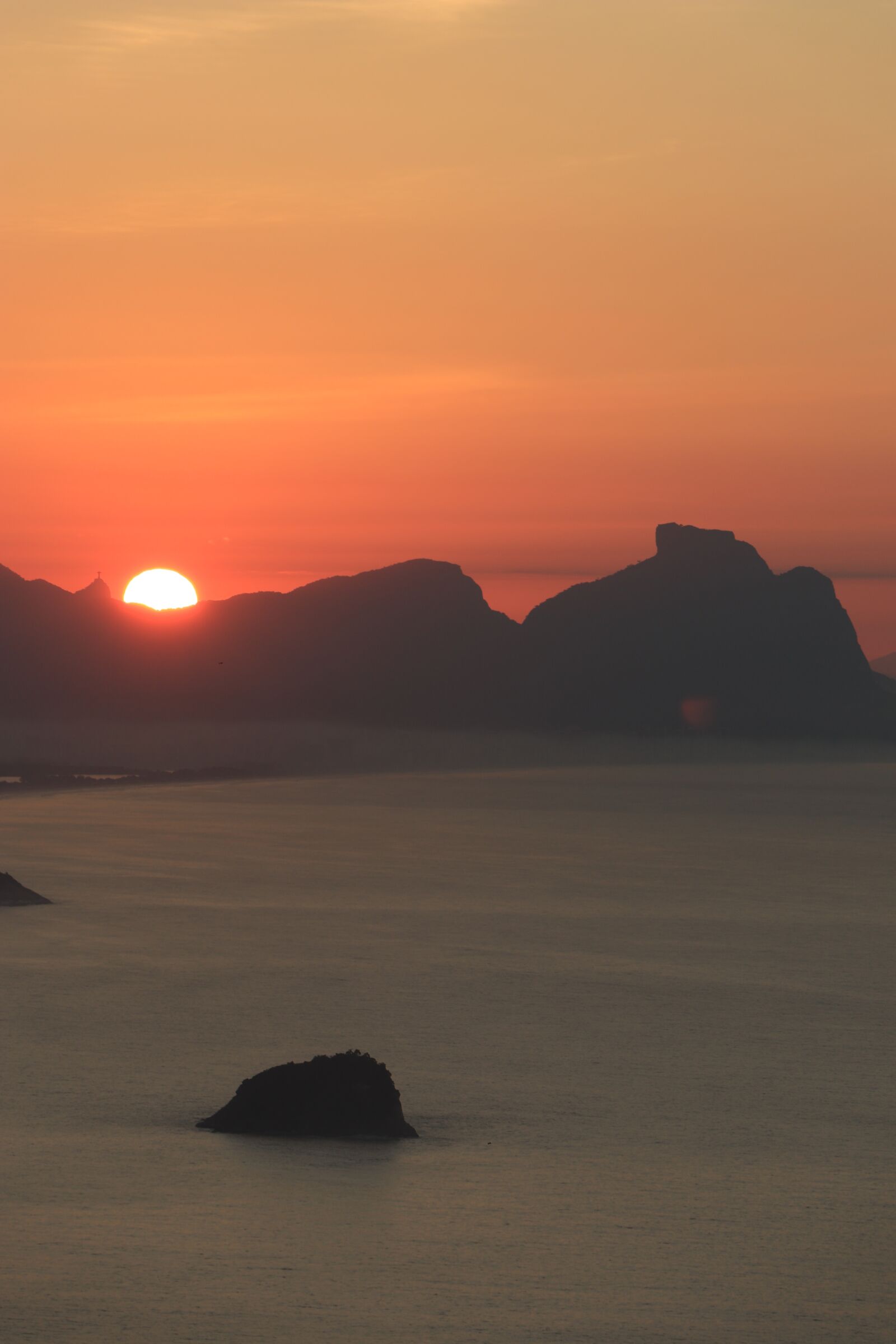 Canon EOS 77D (EOS 9000D / EOS 770D) sample photo. Sunrise, brazil, mountains photography