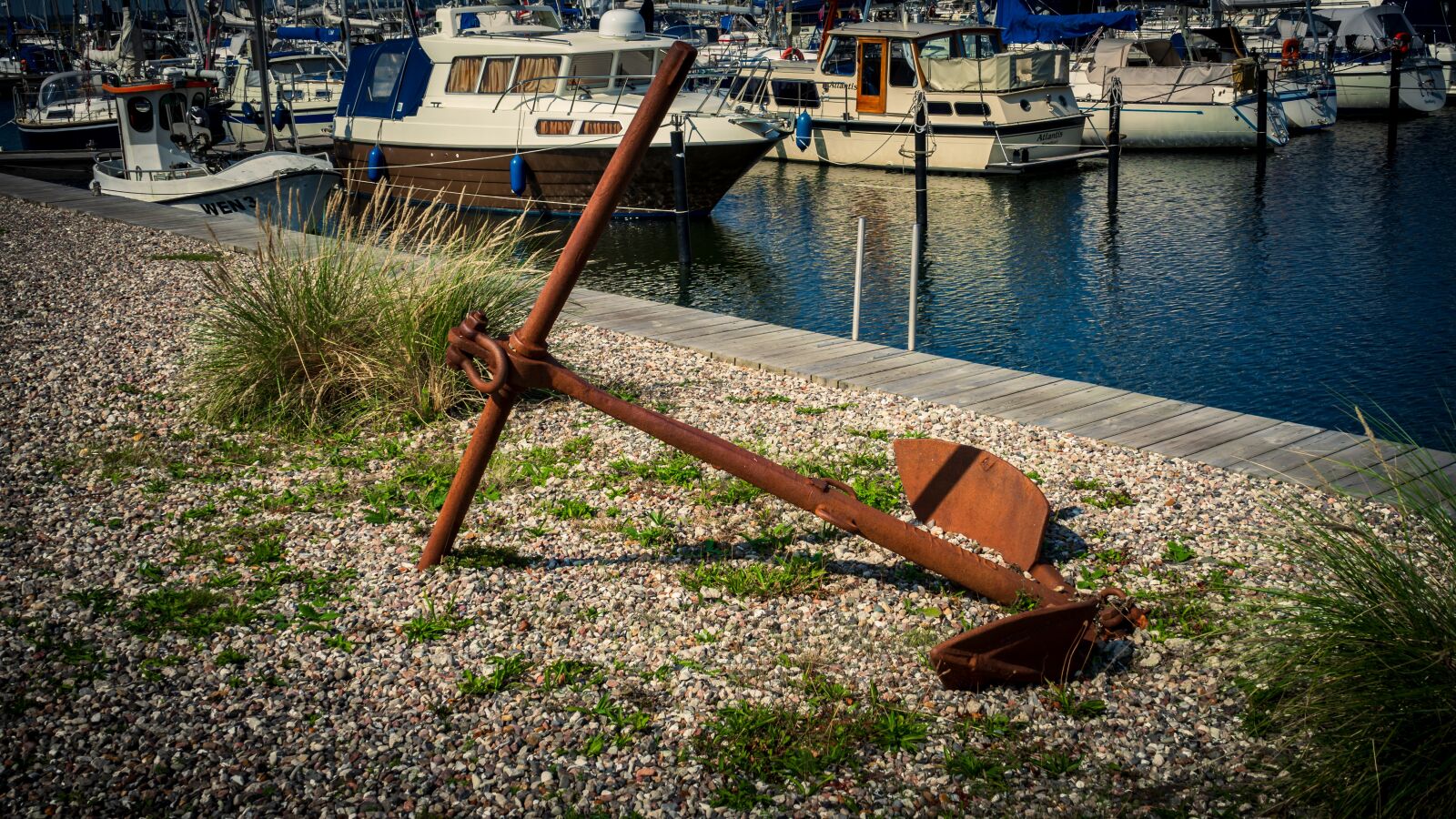 Sony a7 II + Sony FE 28-70mm F3.5-5.6 OSS sample photo. Port, boats, water photography