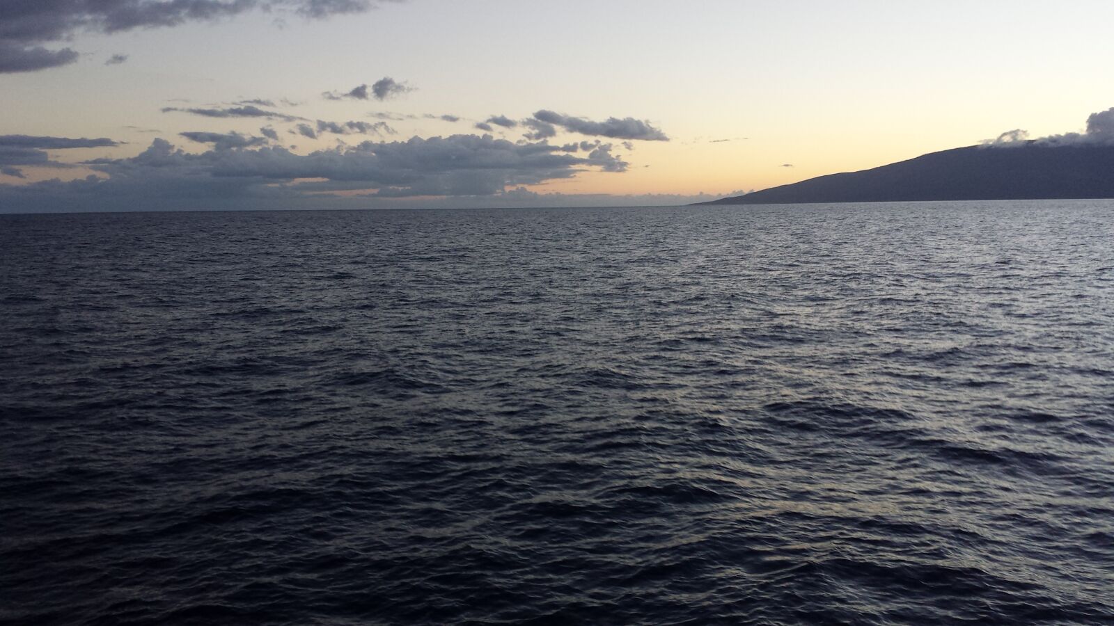 Samsung Galaxy S4 sample photo. Clouds, island, ocean, water photography