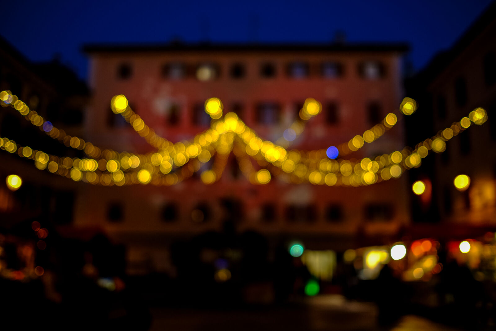 Fujifilm XF 23mm F1.4 R sample photo. Blur, building, celebration, dark photography