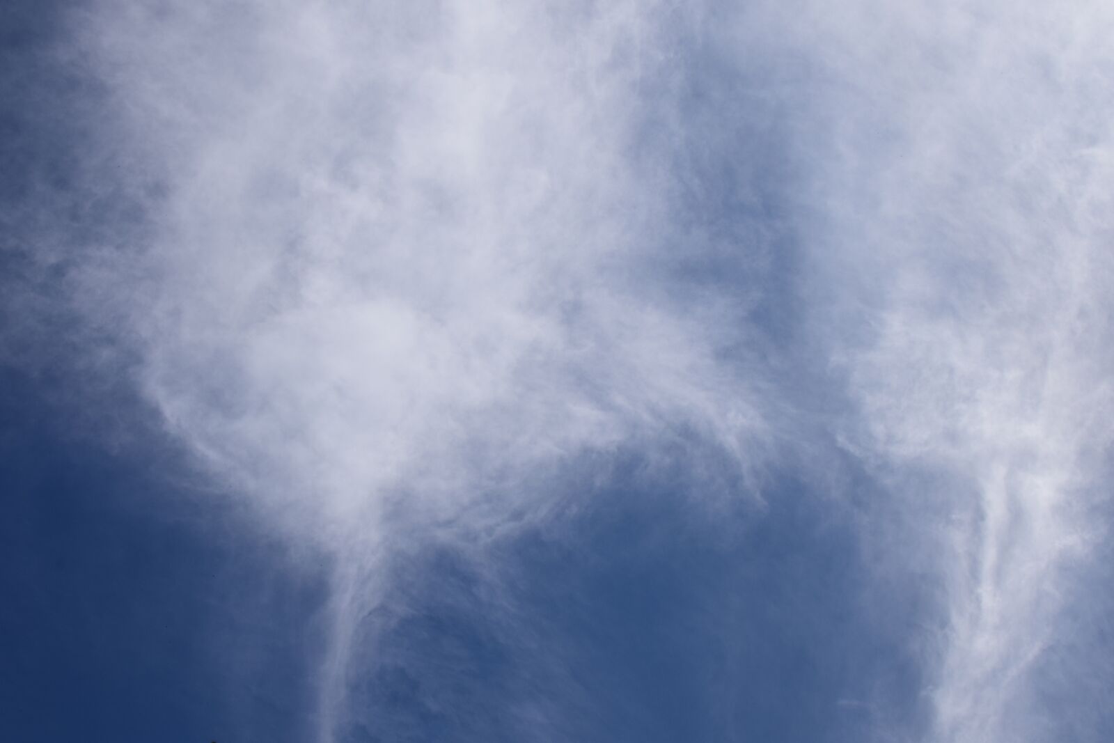 Nikon D3300 sample photo. Wispy clouds, cloudscape, skyscape photography