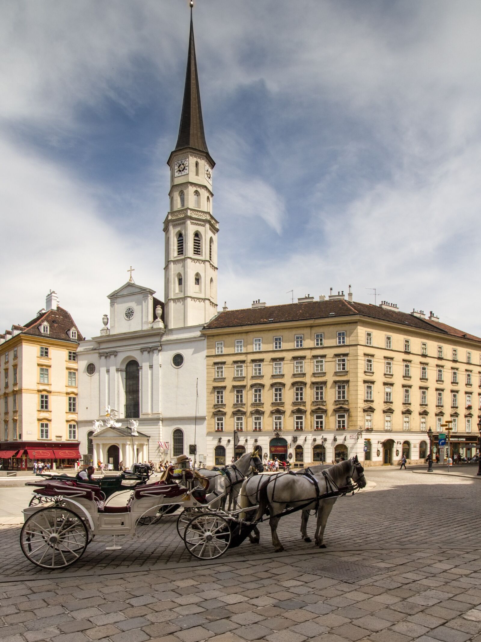 Canon EOS 600D (Rebel EOS T3i / EOS Kiss X5) sample photo. St michael's church, vienna photography