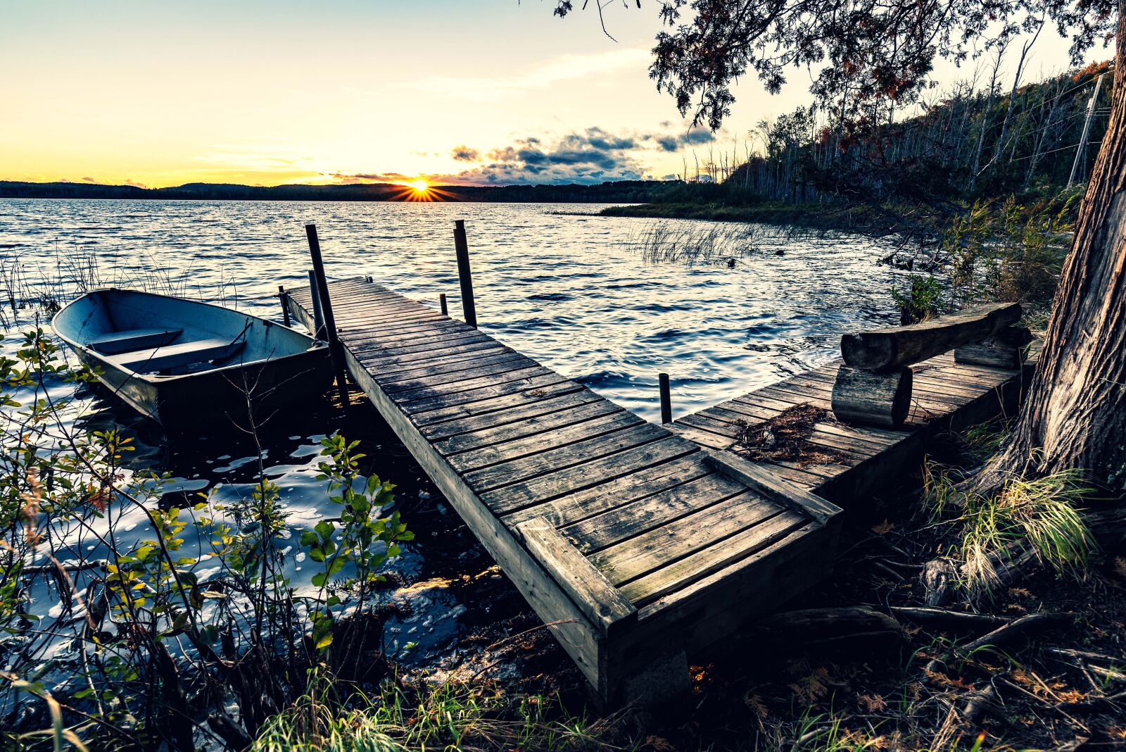 Nikon D750 + Tamron SP 15-30mm F2.8 Di VC USD sample photo. Canada, indian summer, ontario photography