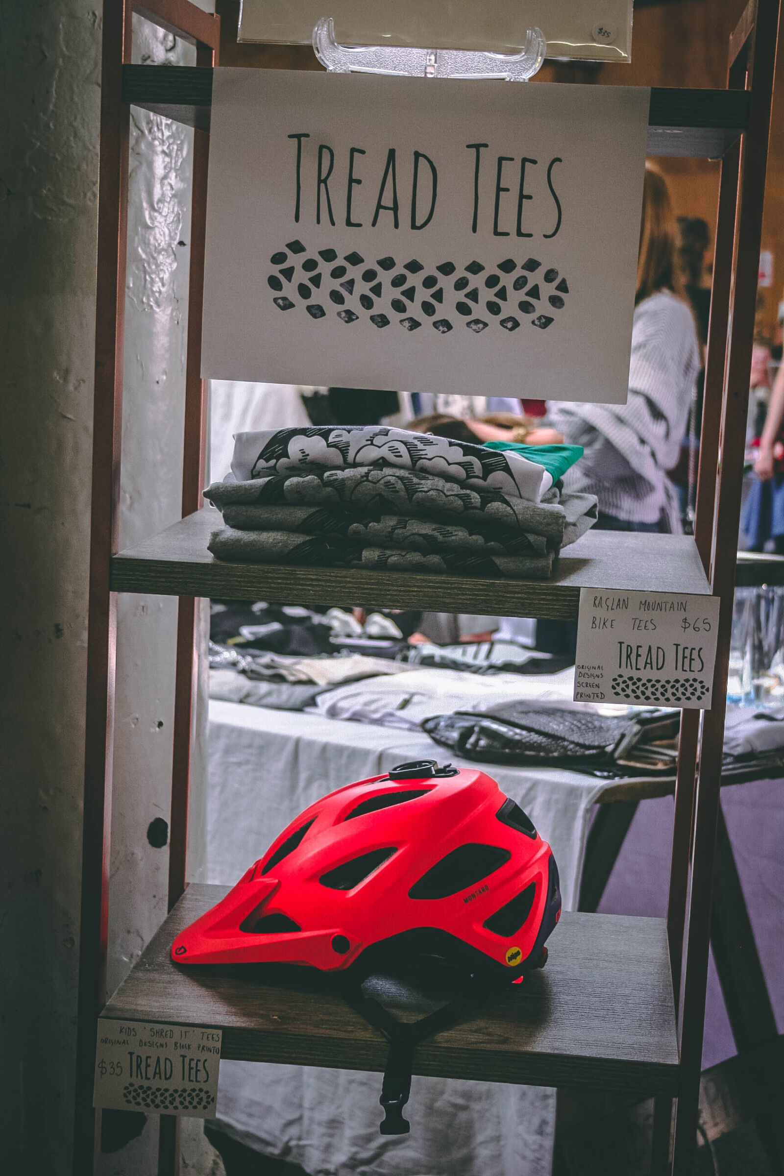 Canon EOS 20D sample photo. Bike, helmet, desk, helmet photography