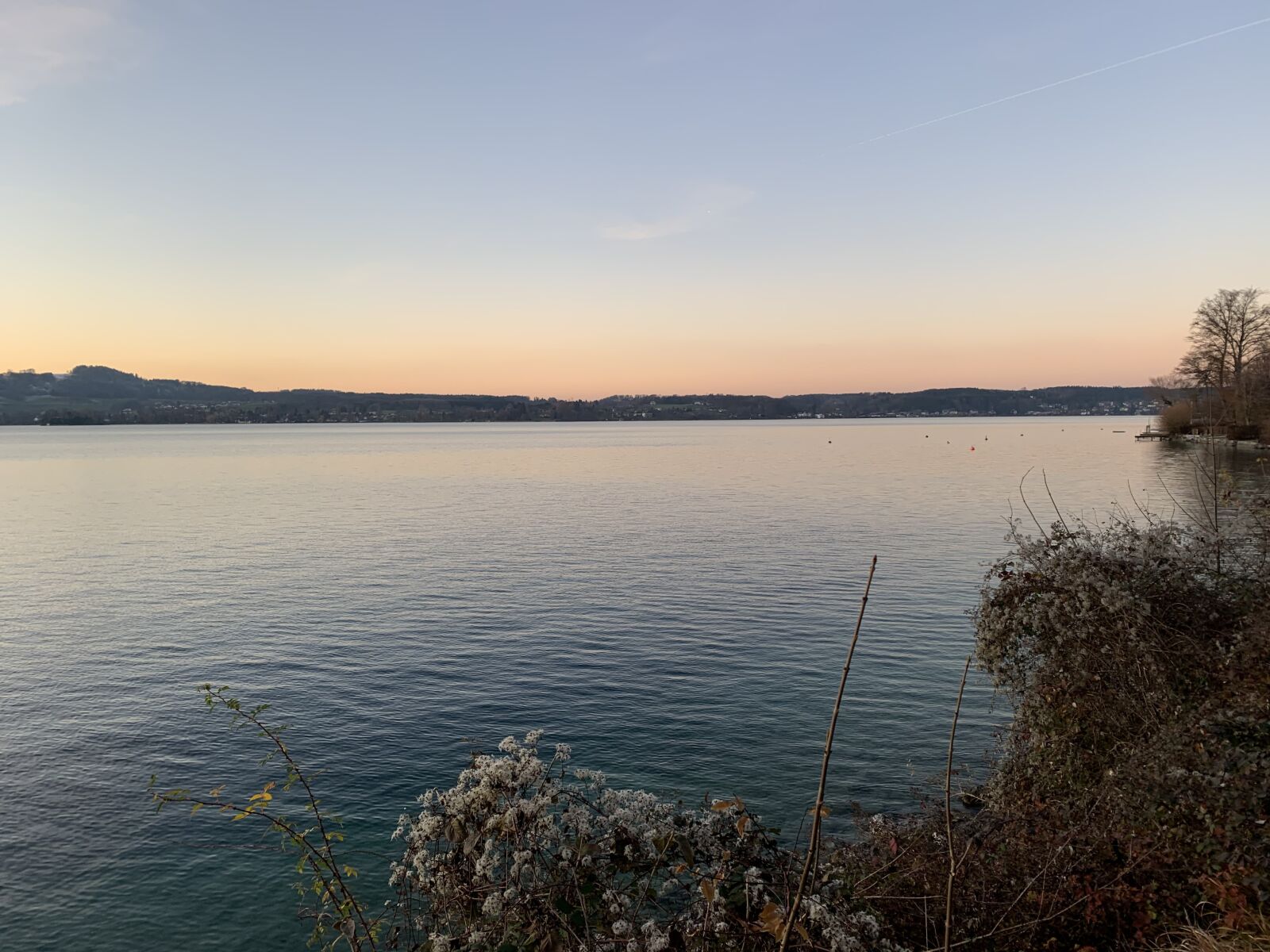 Apple iPhone XR sample photo. Attersee, lake, diving photography