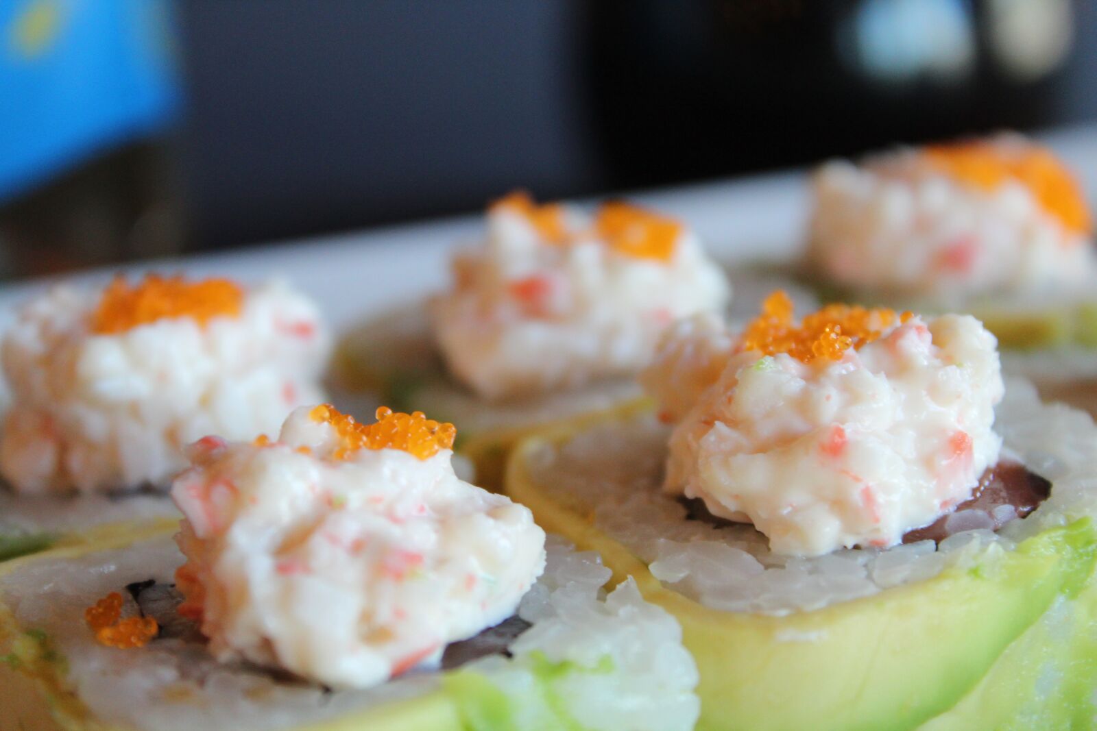 Canon EOS 1300D (EOS Rebel T6 / EOS Kiss X80) sample photo. Avocado, sushi, tampico photography