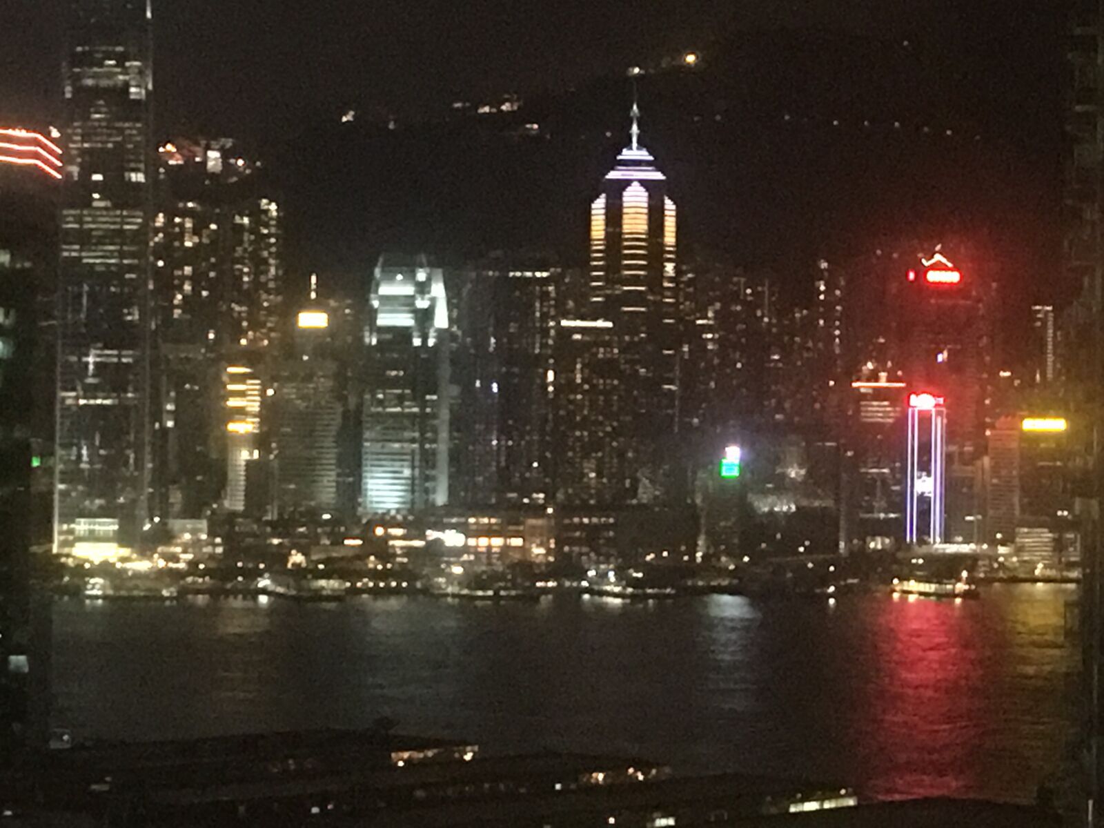 iPhone 6s Plus back camera 4.15mm f/2.2 sample photo. Hong kong, city, cityscape photography