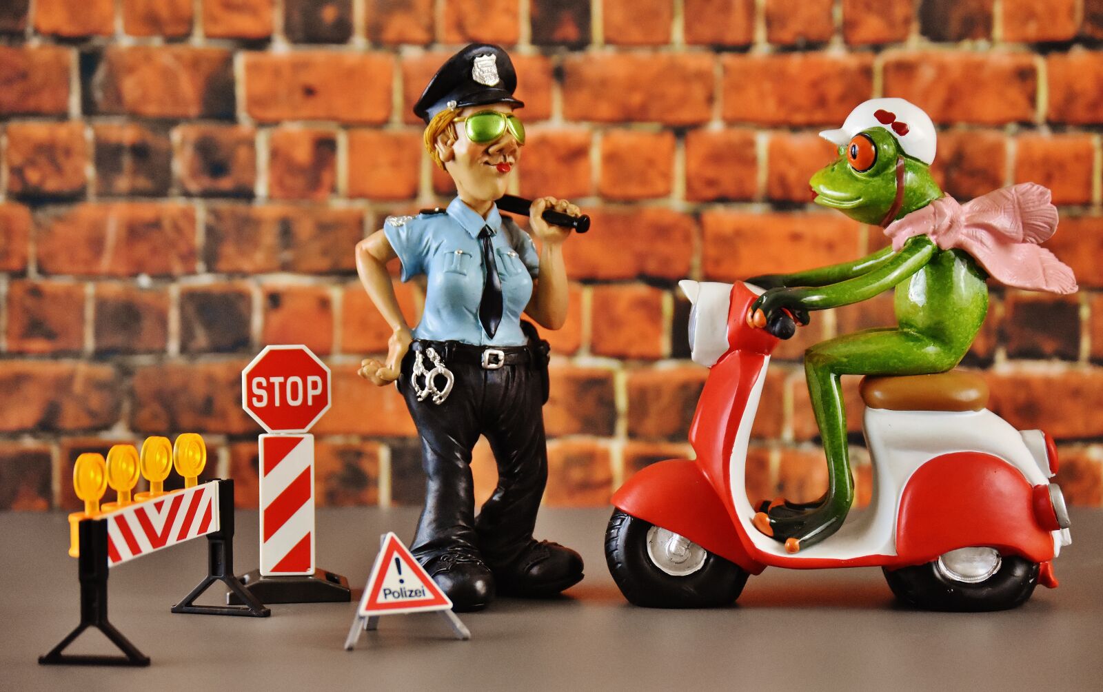 Nikon D7200 sample photo. Vespa, roller, police photography
