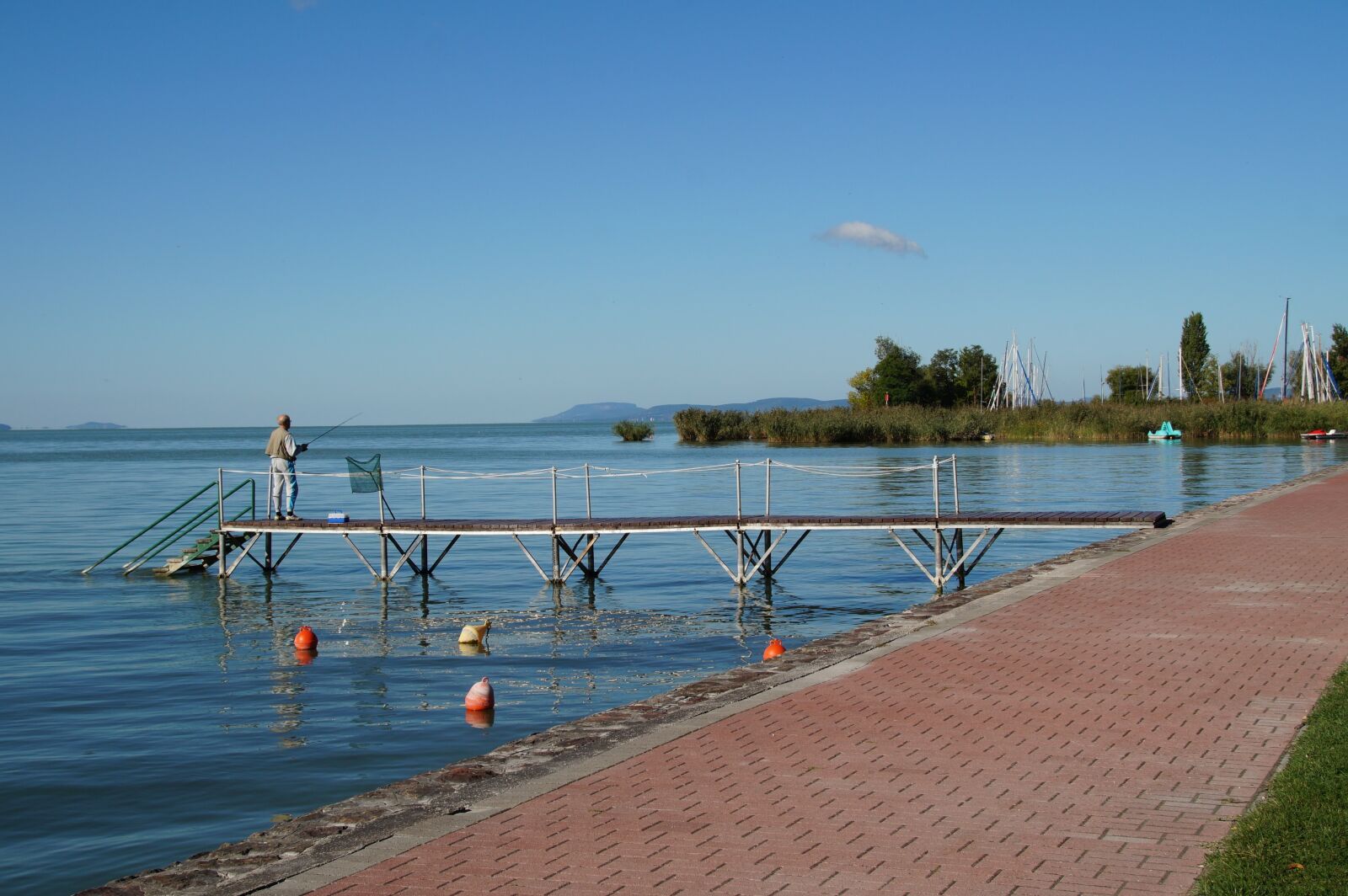 Sony SLT-A58 sample photo. Lake, balaton, pier photography