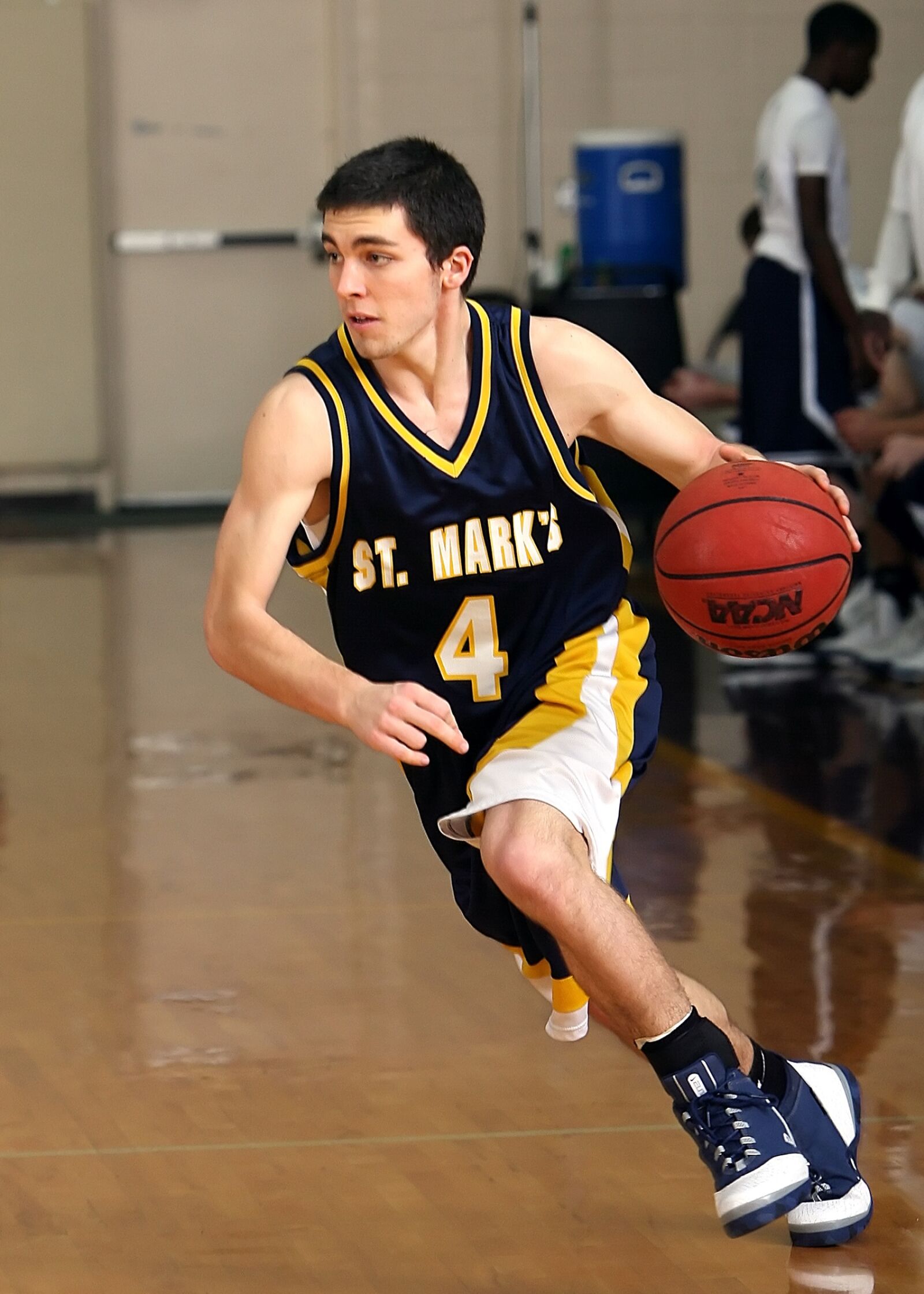 Canon EOS-1D Mark II N sample photo. Basketball, player, game photography