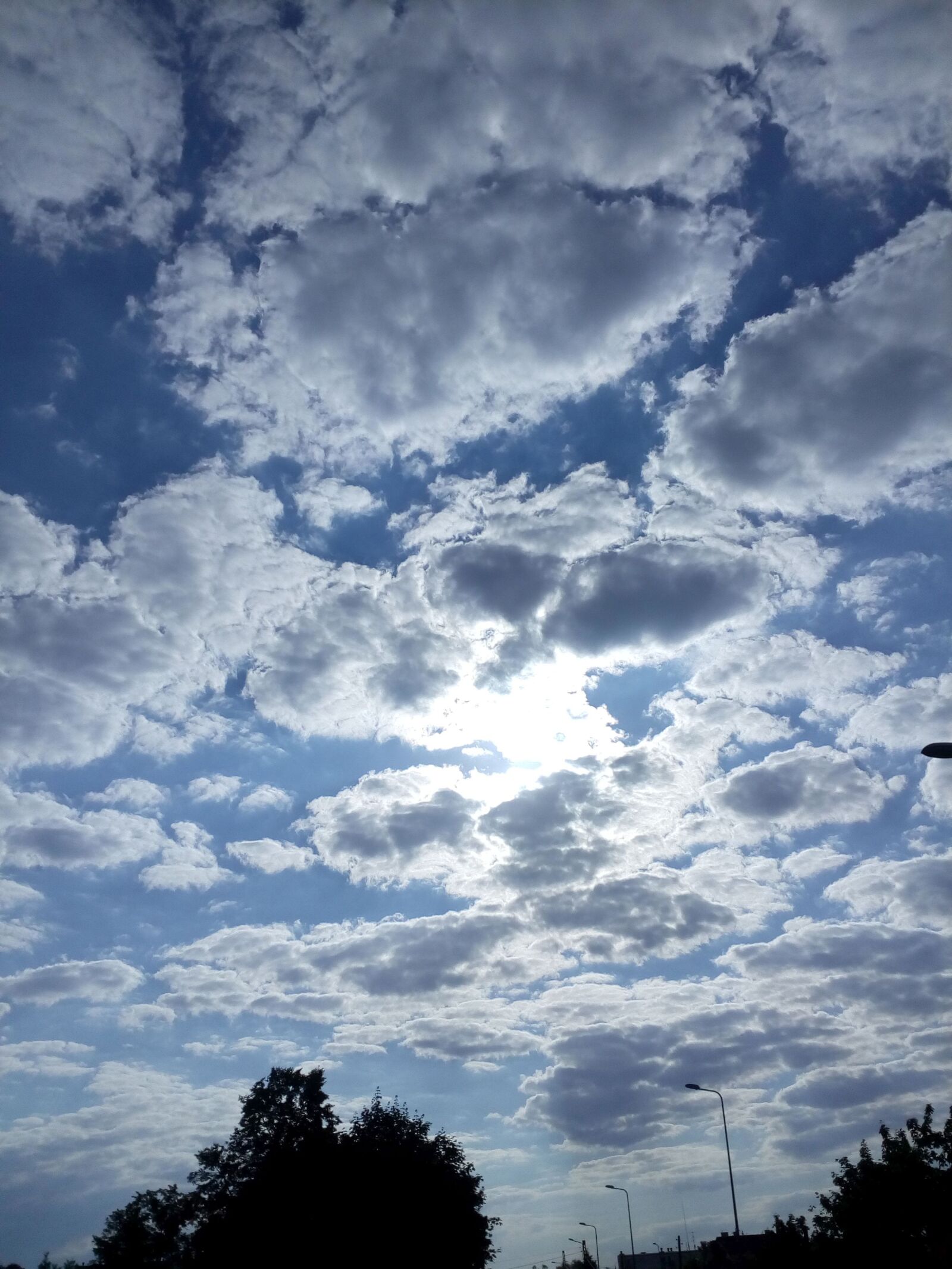 Lenovo VIBE K10 sample photo. Sky, clouds, the sun photography