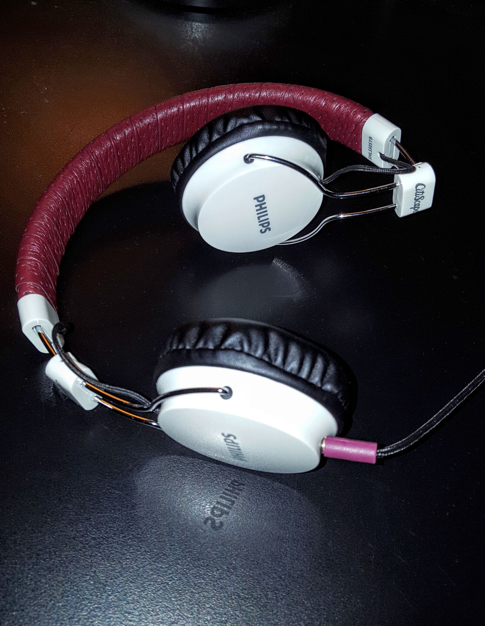 Samsung Galaxy S6 sample photo. Headphones, music, audio photography