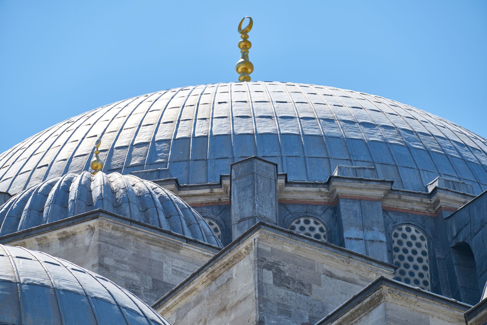 Sony FE 70-200mm F4 G OSS sample photo. Cami, islam, religion photography