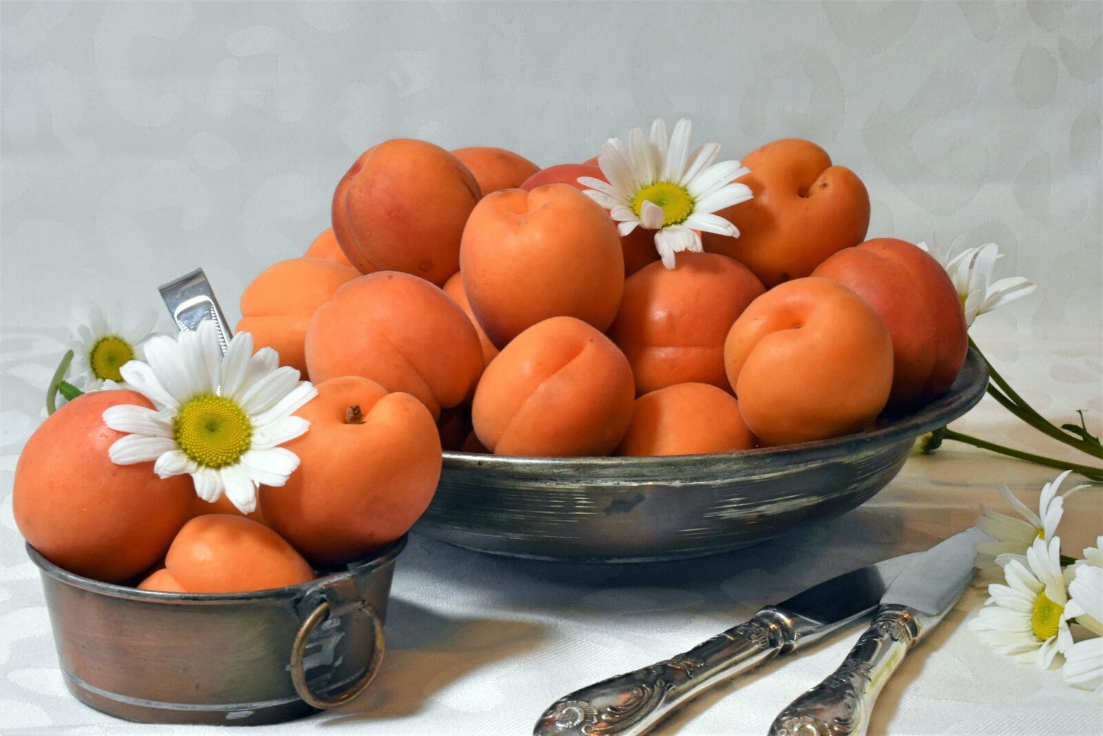 Nikon D7200 sample photo. Apricots, fruit, stone fruit photography