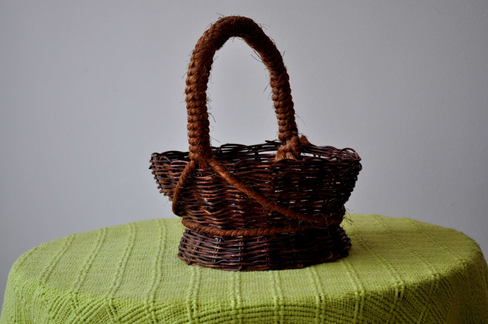 Nikon D5000 sample photo. Decorative, baskets, woven, wicker photography