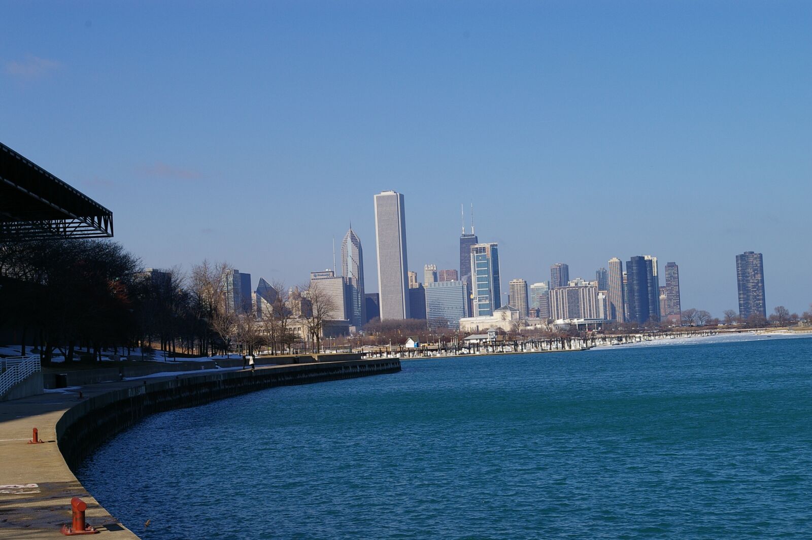 Pentax *ist DL sample photo. Chicago, lake, city photography