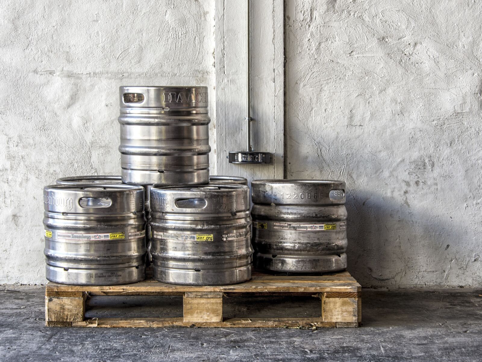 Nikon D610 sample photo. Barrel, metal, tank photography