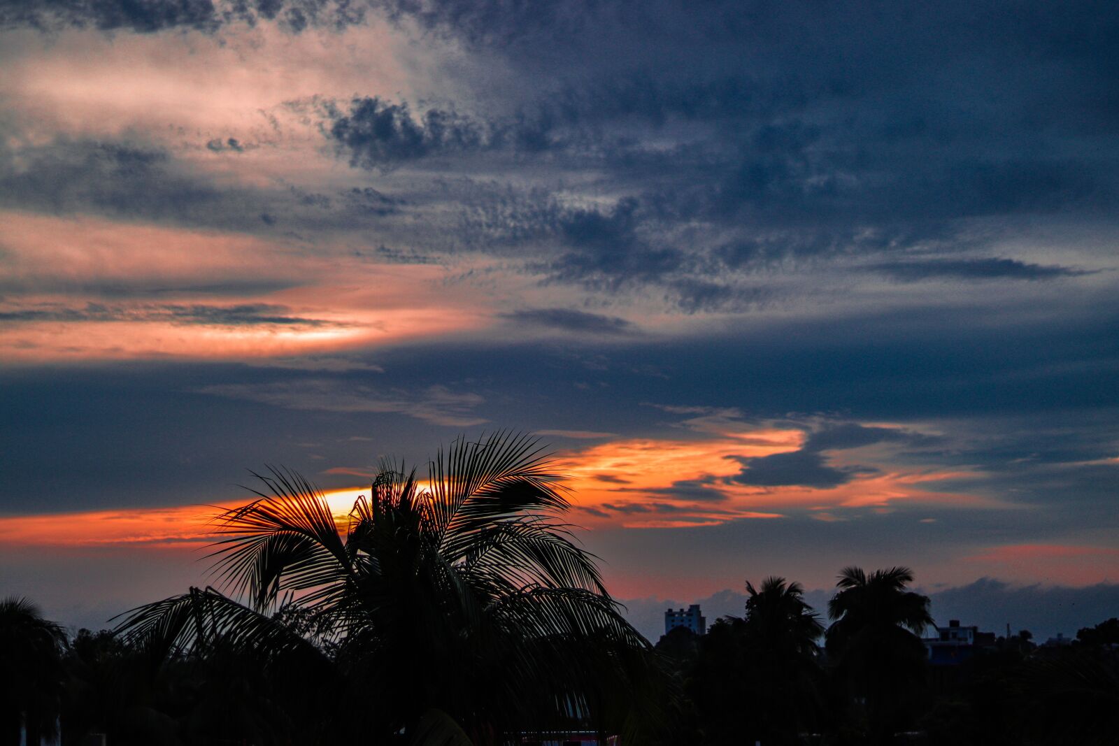 Canon EF 50mm F1.8 STM sample photo. Clouds, sky, sunset photography