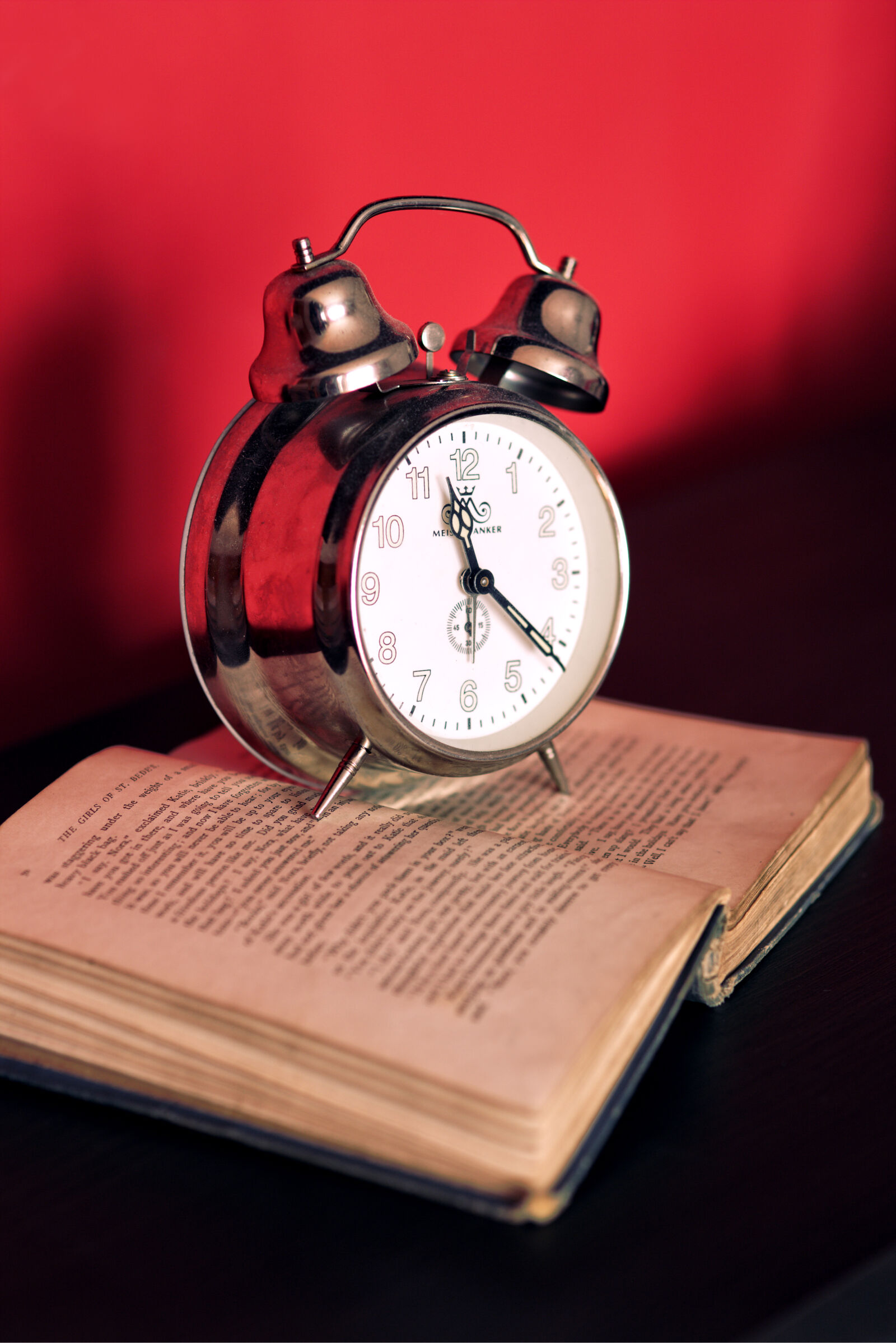 Canon EOS 6D sample photo. Clock, on, old, book photography