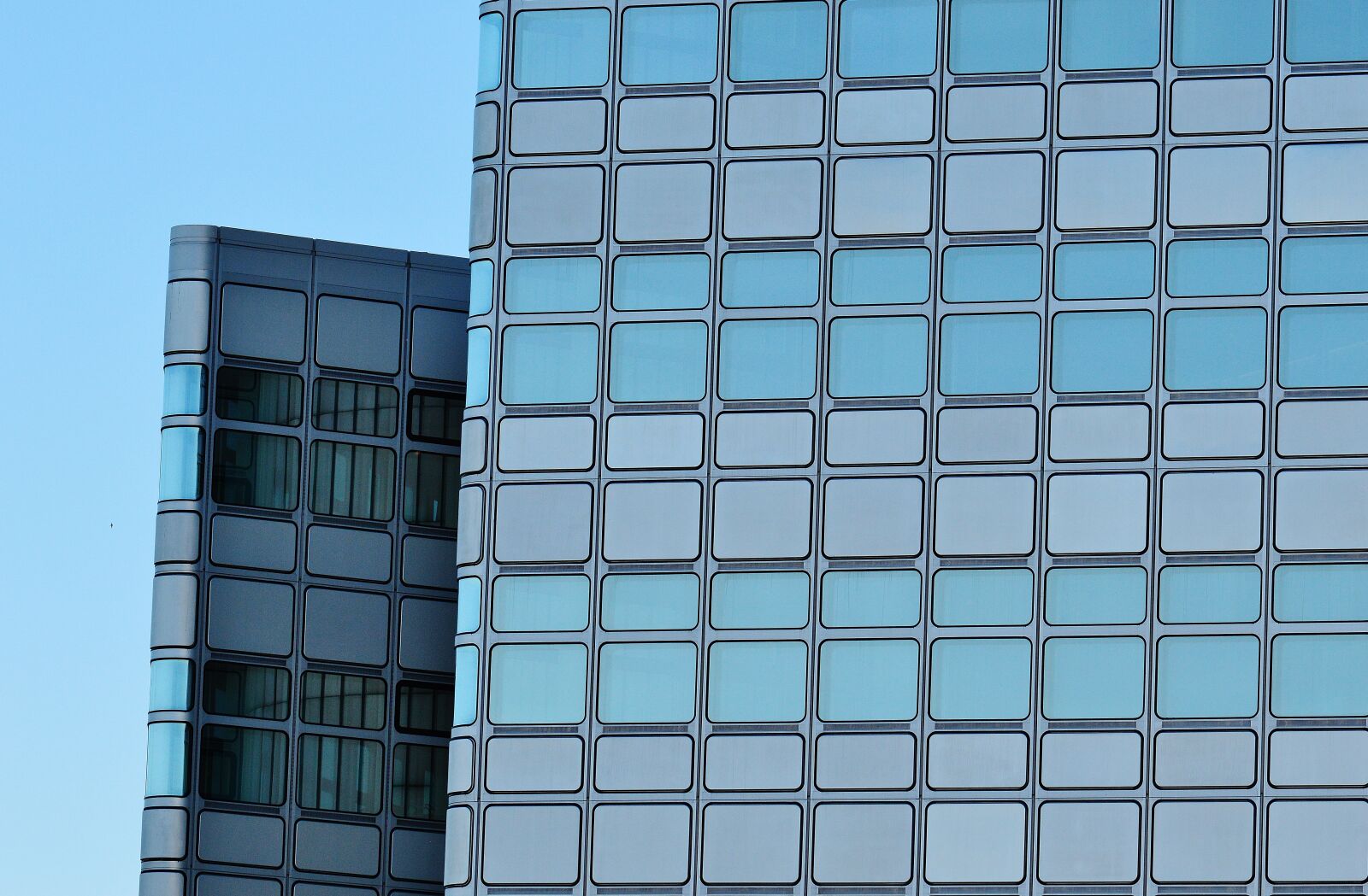 Nikon D3200 sample photo. Skyscraper, building, modern photography