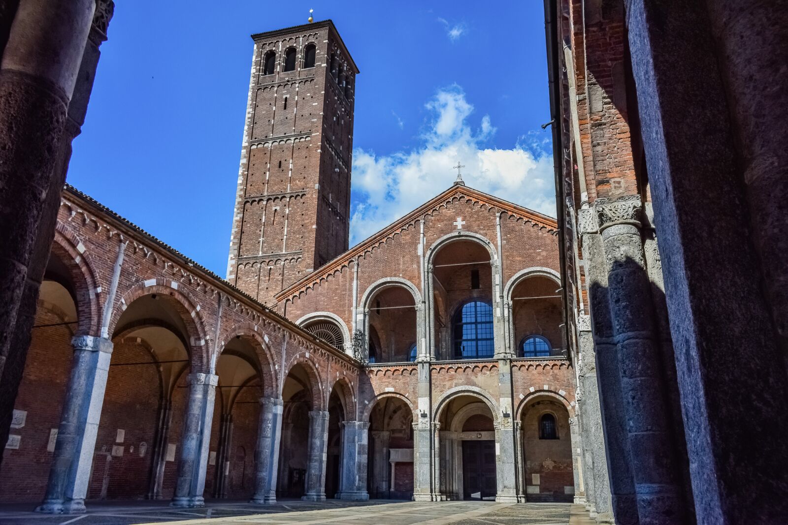Nikon D3300 sample photo. Basilica of st, ambrogio photography