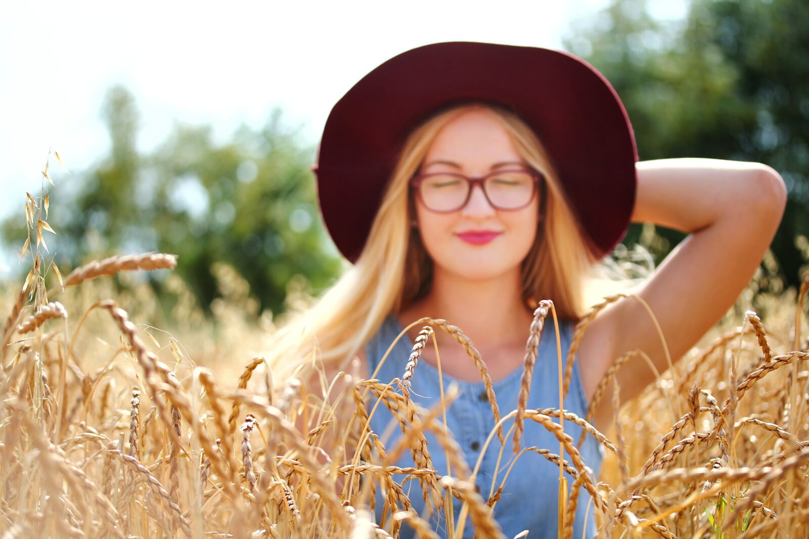 Canon EOS 60D + Canon EF-S 60mm F2.8 Macro USM sample photo. Agriculture, beautiful, blonde, hair photography