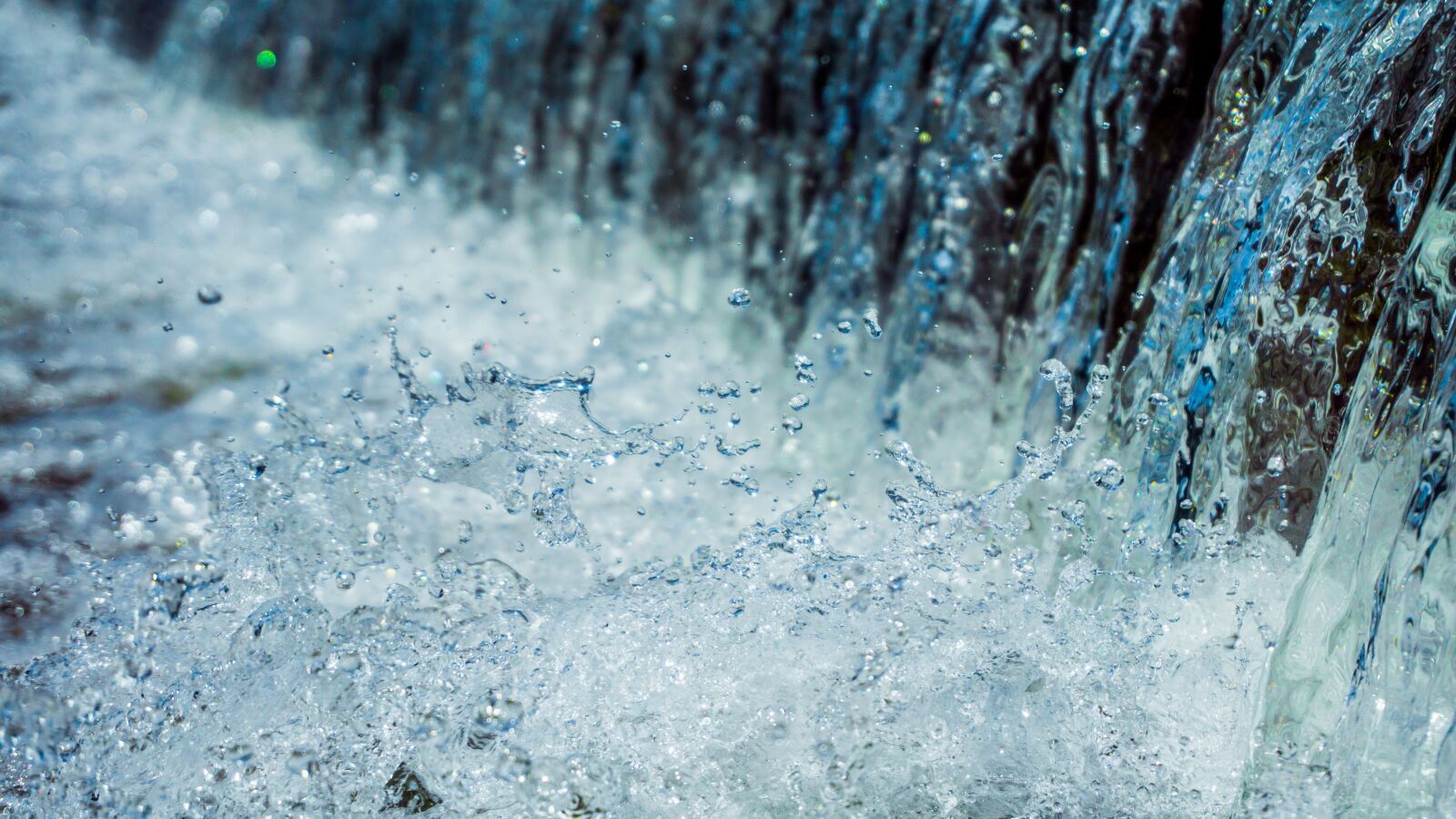 Sony a6000 sample photo. Splash, water, blue photography