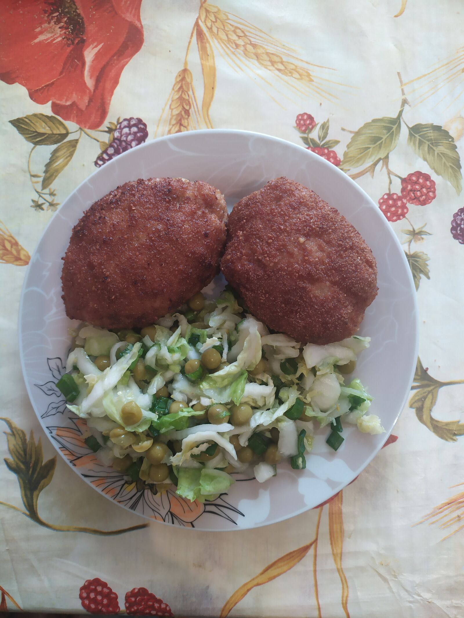 Xiaomi Redmi Note 7 sample photo. Recipe, meatballs, nutrition photography