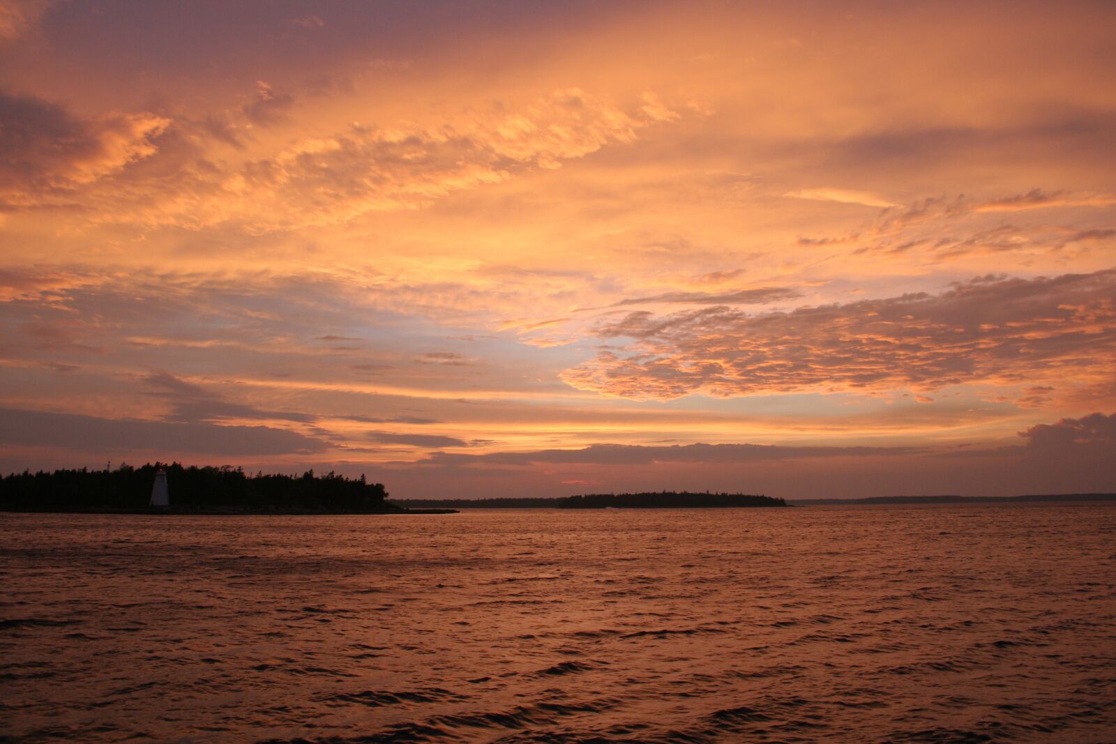 Canon EOS 20D sample photo. Sunset, skies, lake photography