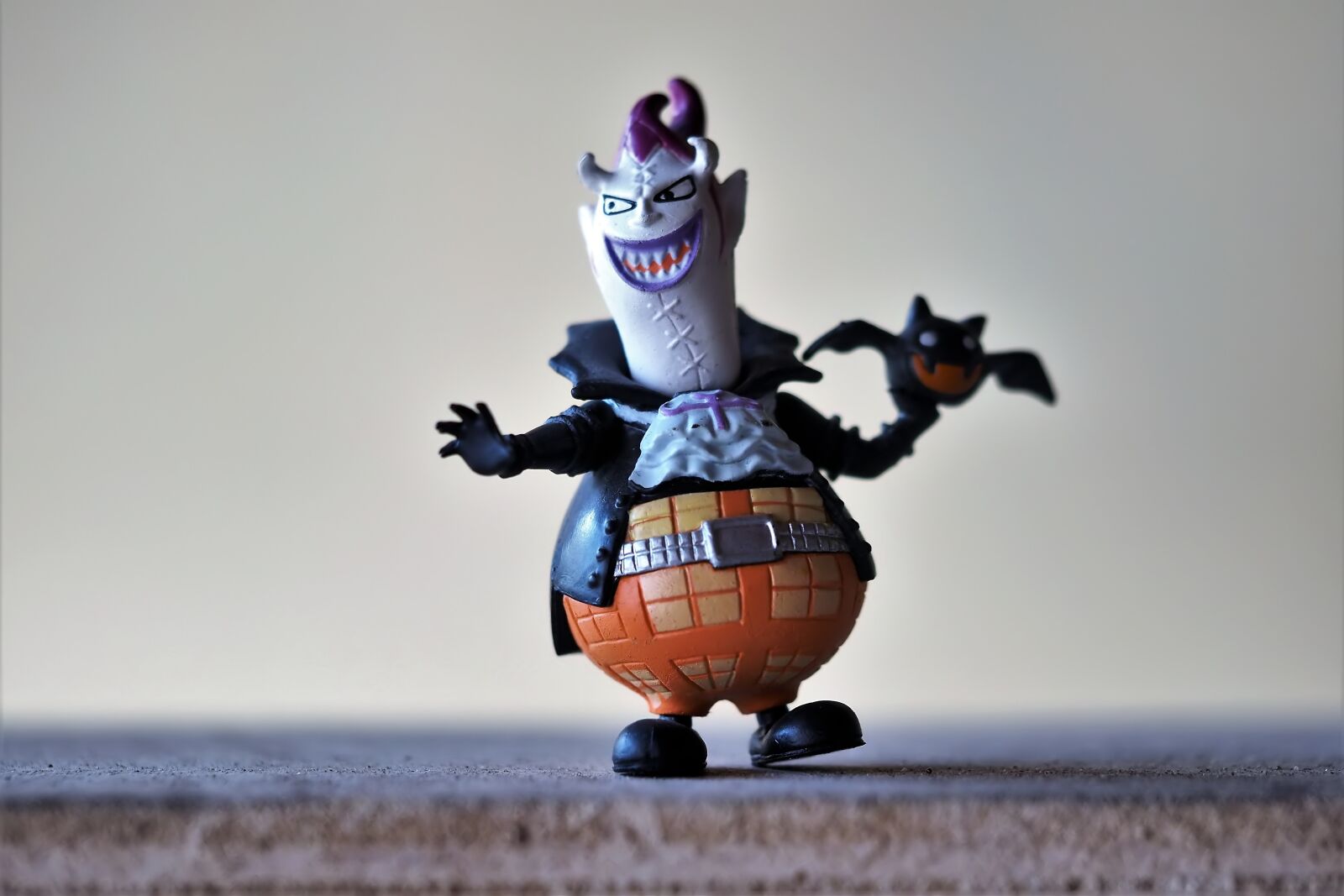 Olympus M.Zuiko Digital ED 60mm F2.8 Macro sample photo. Toy, figurine, japanese photography