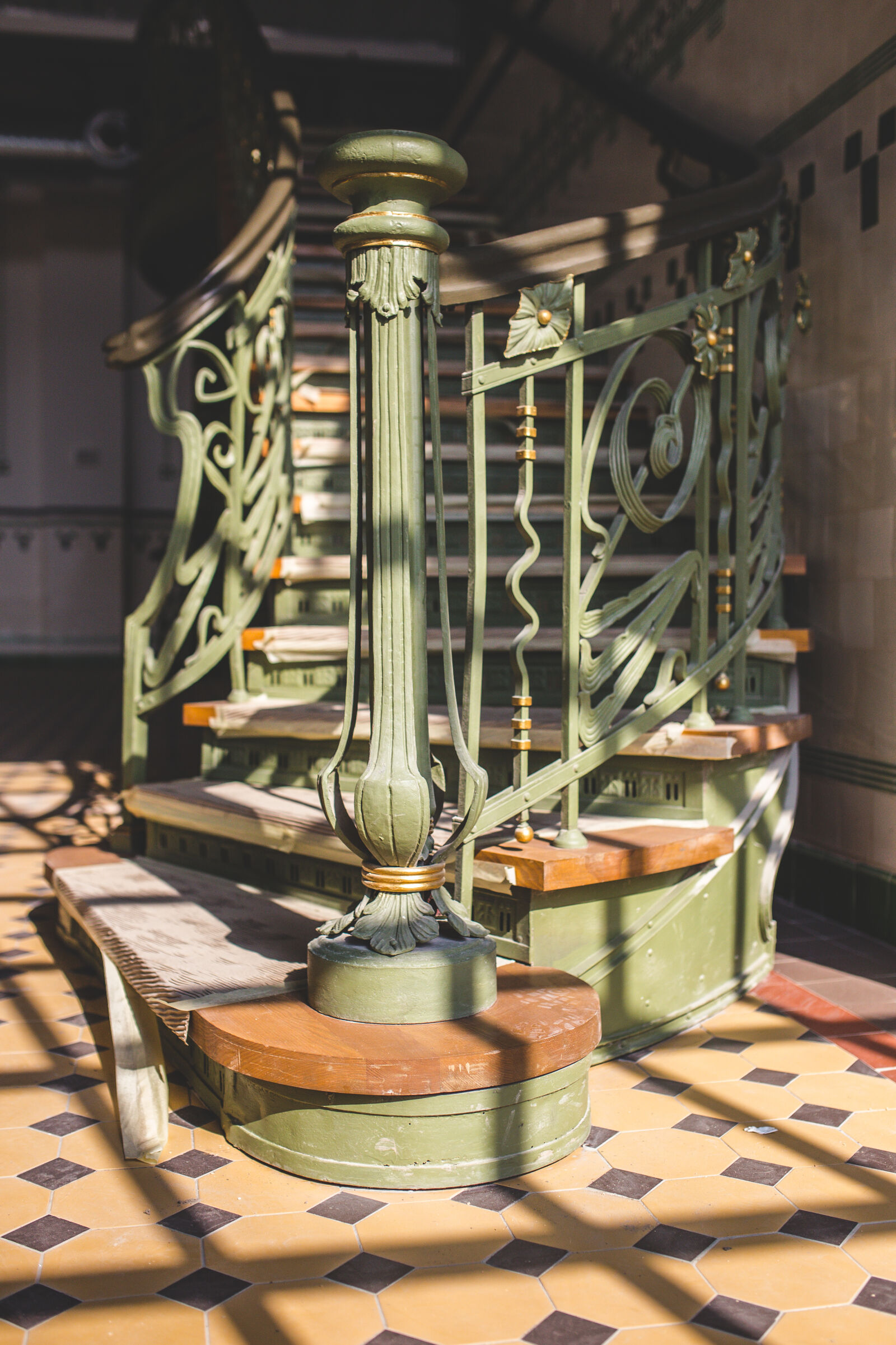 Canon EOS 6D + Sigma 35mm F1.4 DG HSM Art sample photo. Carved, staircase photography