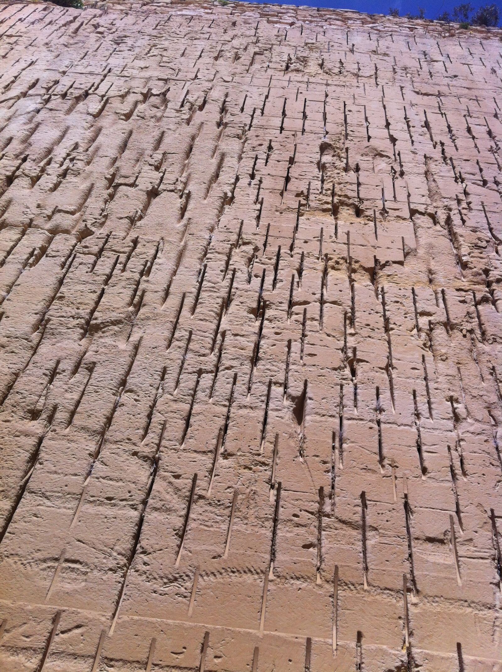 Apple iPhone 4 sample photo. Structure, wall, background photography