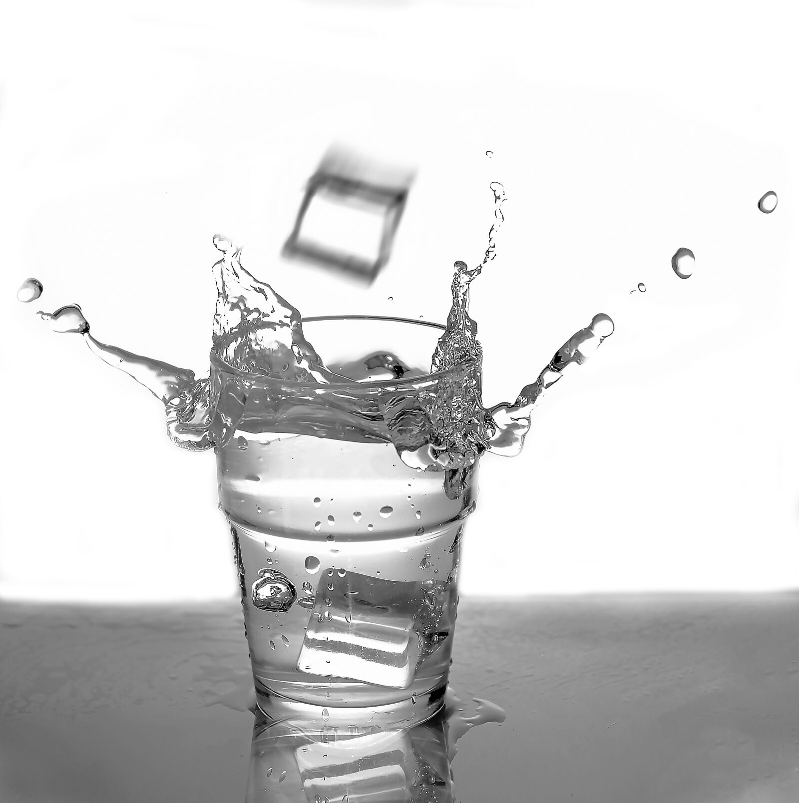 Nikon D7000 sample photo. Water, bubbles, splash photography
