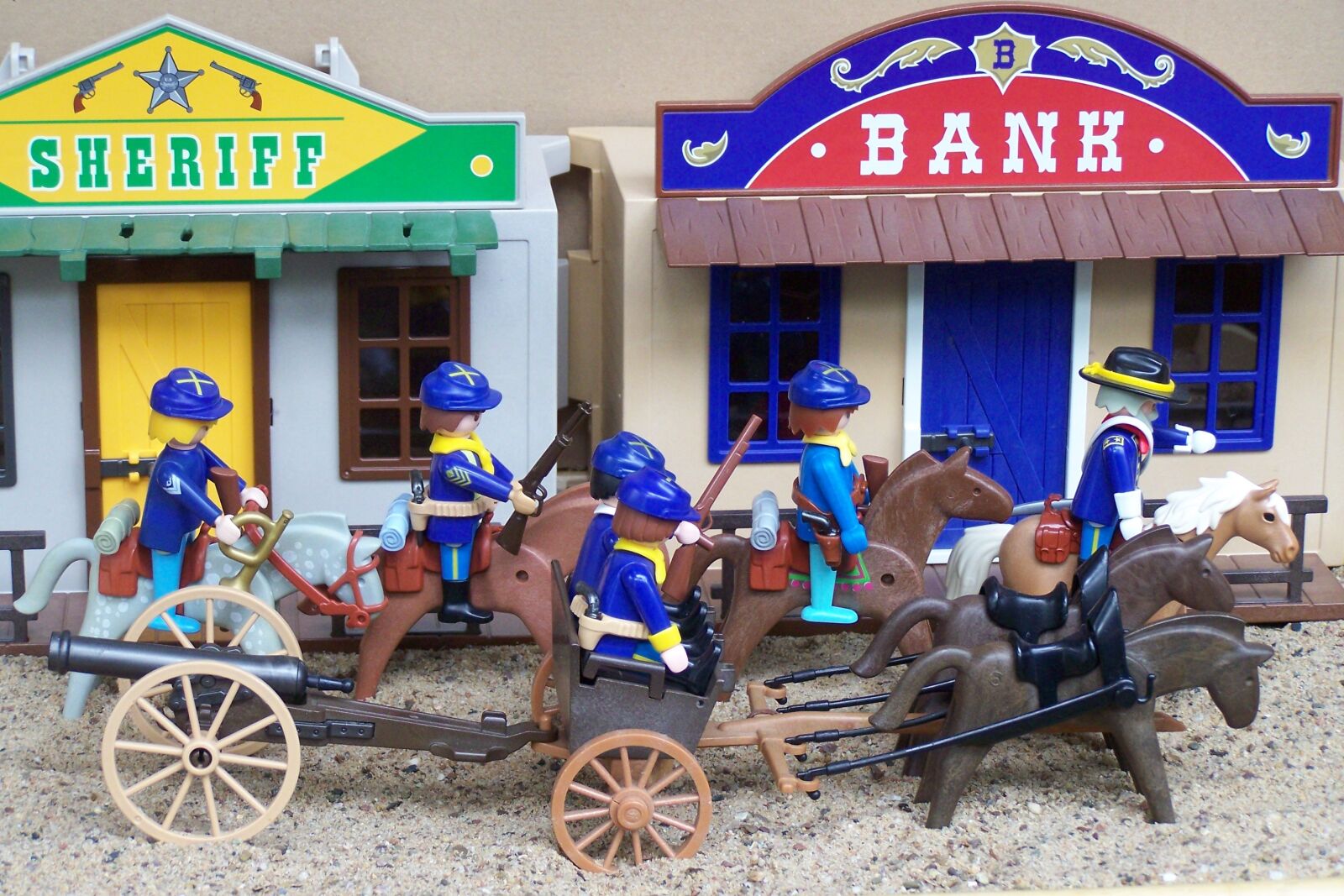 Kodak EASYSHARE Z710 ZOOM DIGITAL CAMERA sample photo. Playmobil, western, usa photography