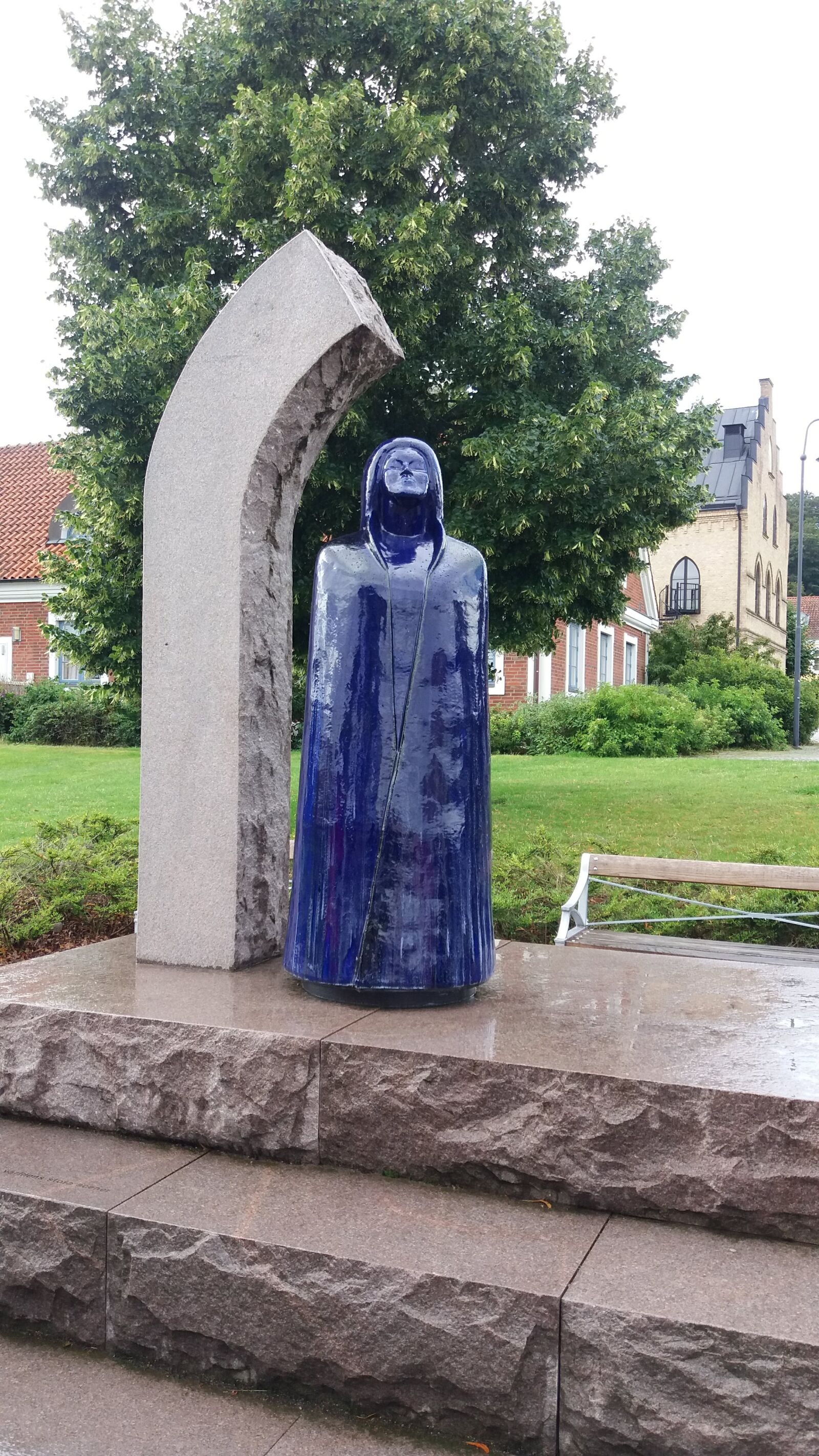 Samsung SM-J500FN sample photo. Birgit nilsson, statue, b photography