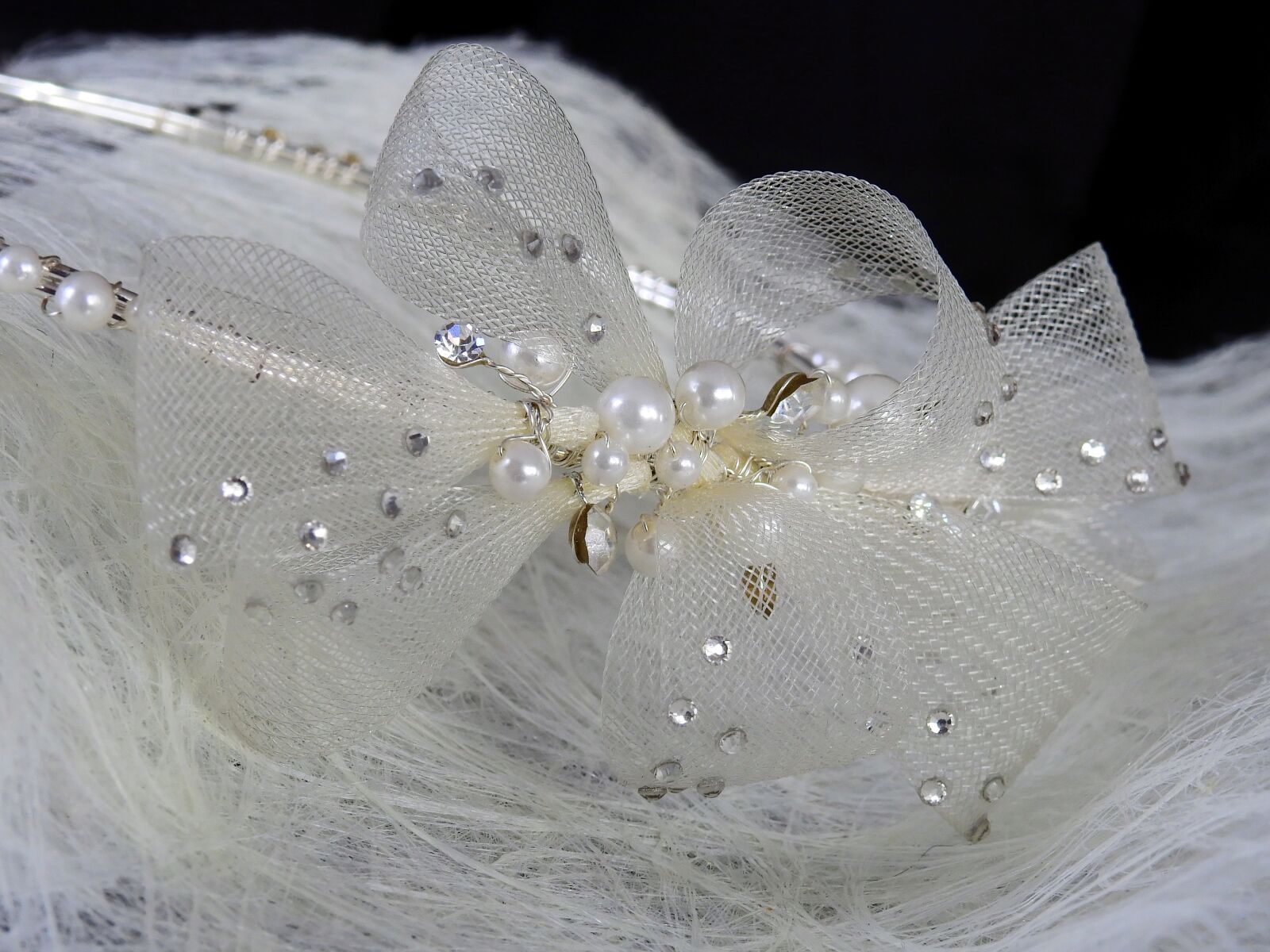 Nikon Coolpix P900 sample photo. Jewellery, deco, decoration photography