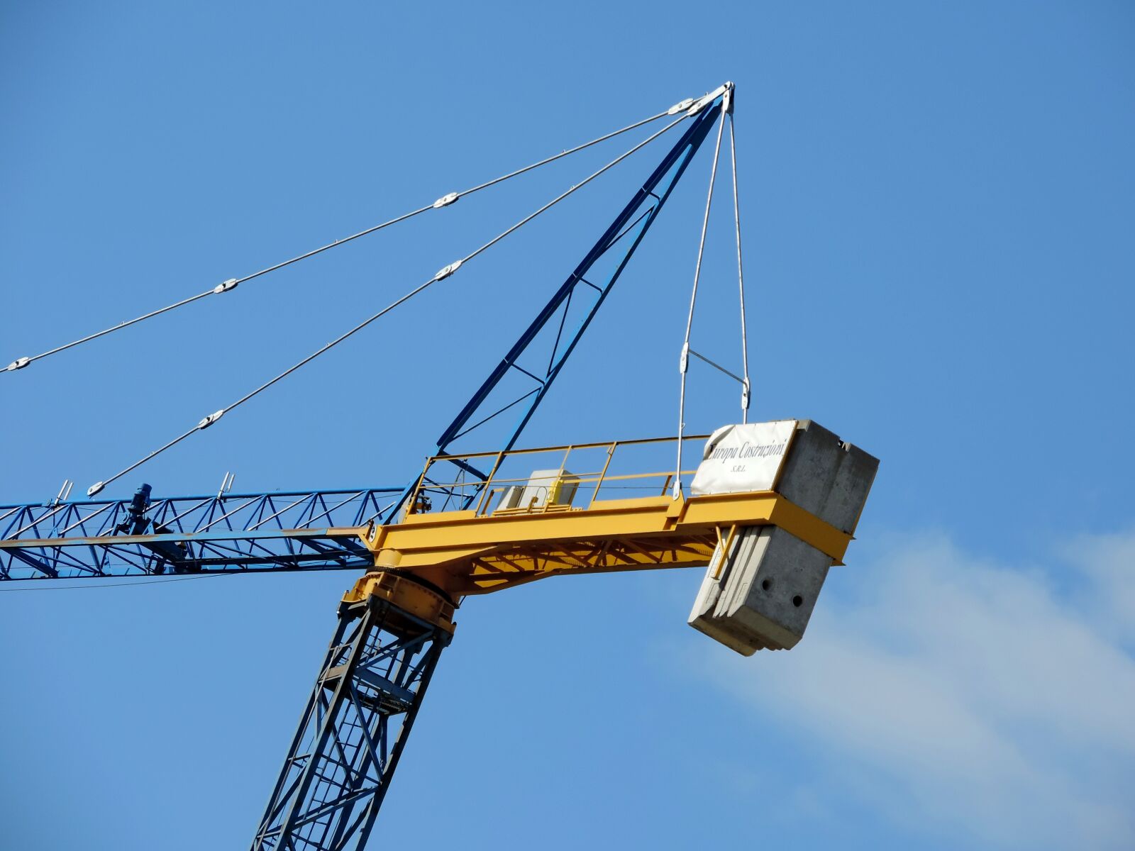 Nikon Coolpix P520 sample photo. Industry, crane, construction, device photography